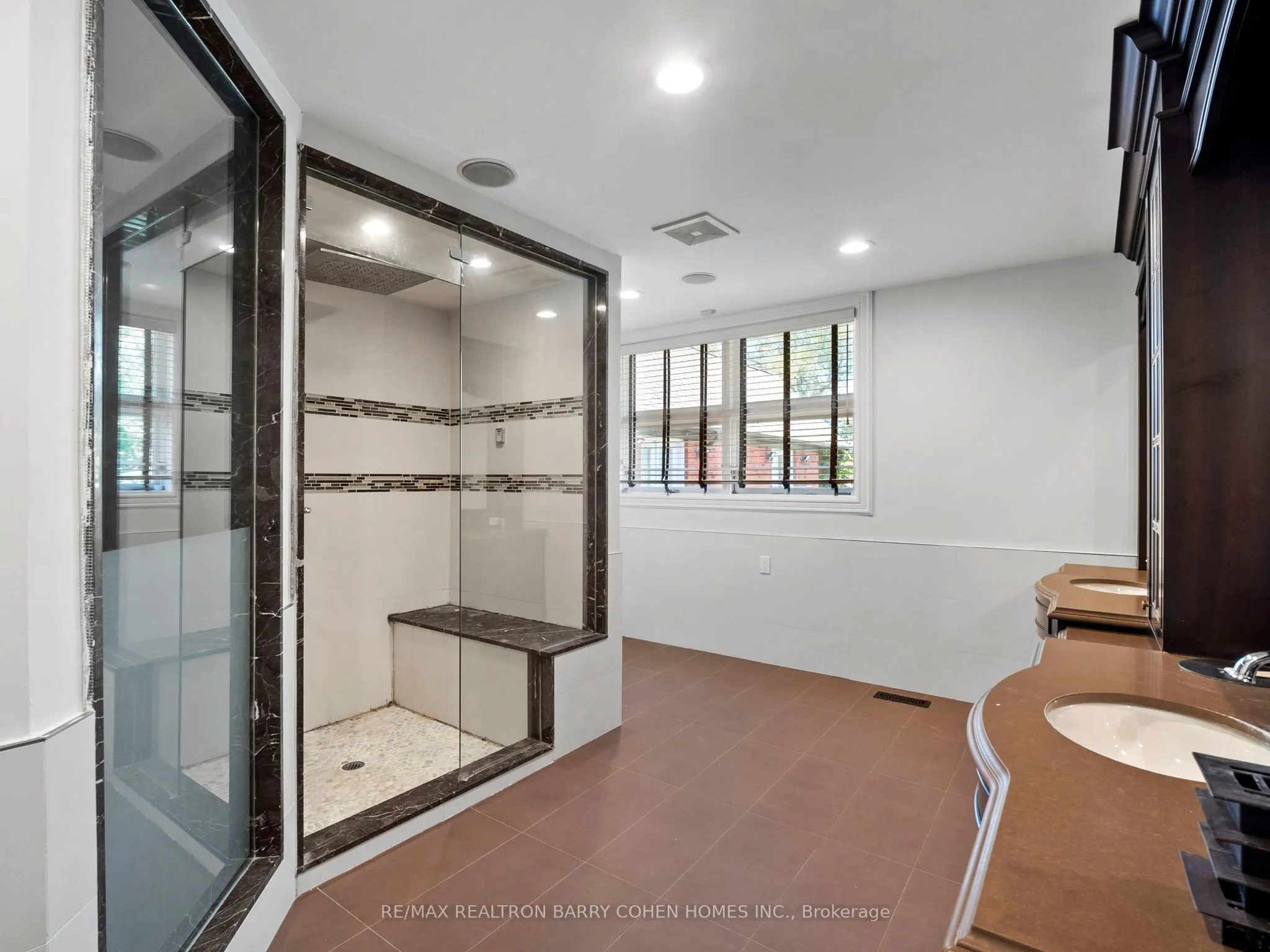40 Old Colony Road