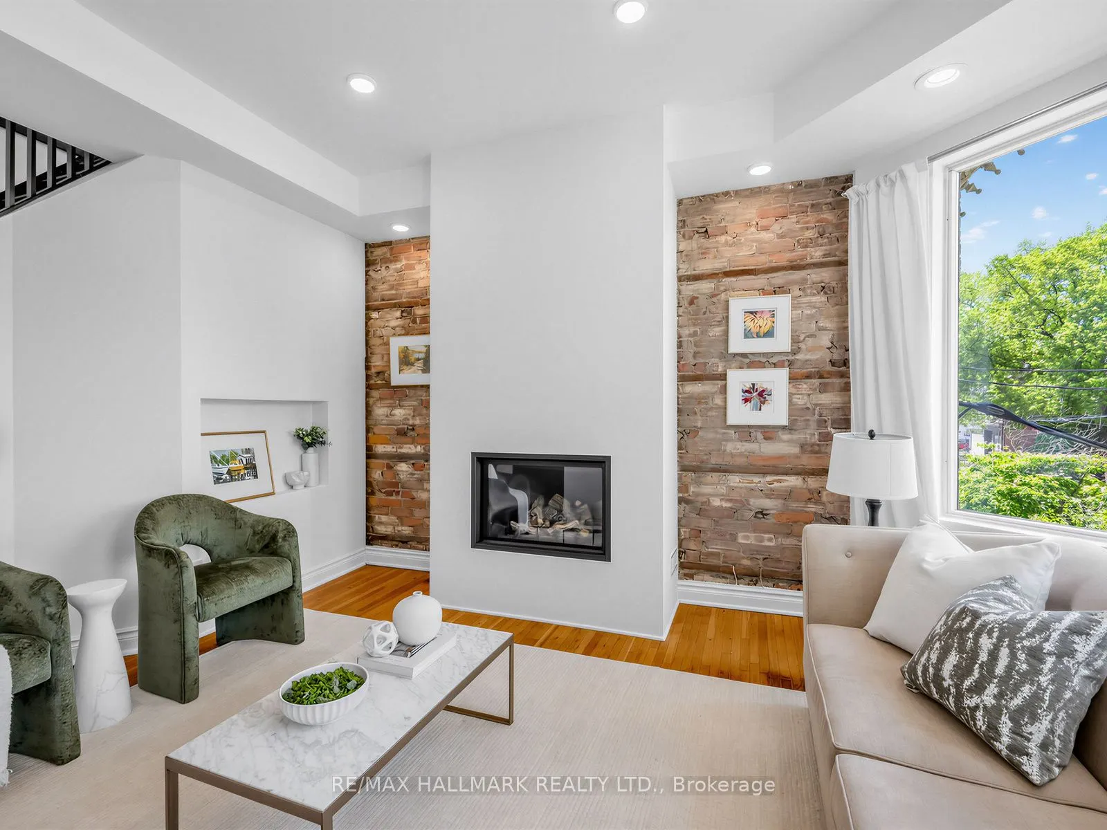 25 Grange Avenue