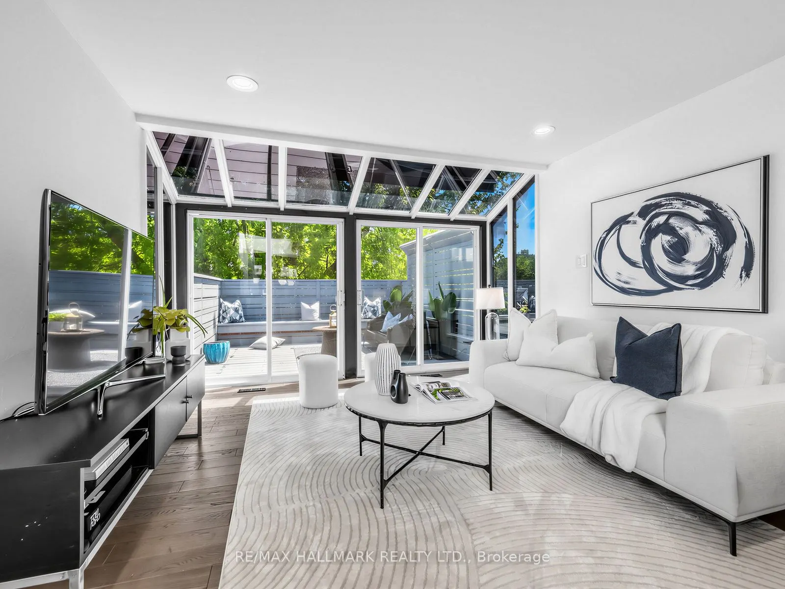 25 Grange Avenue