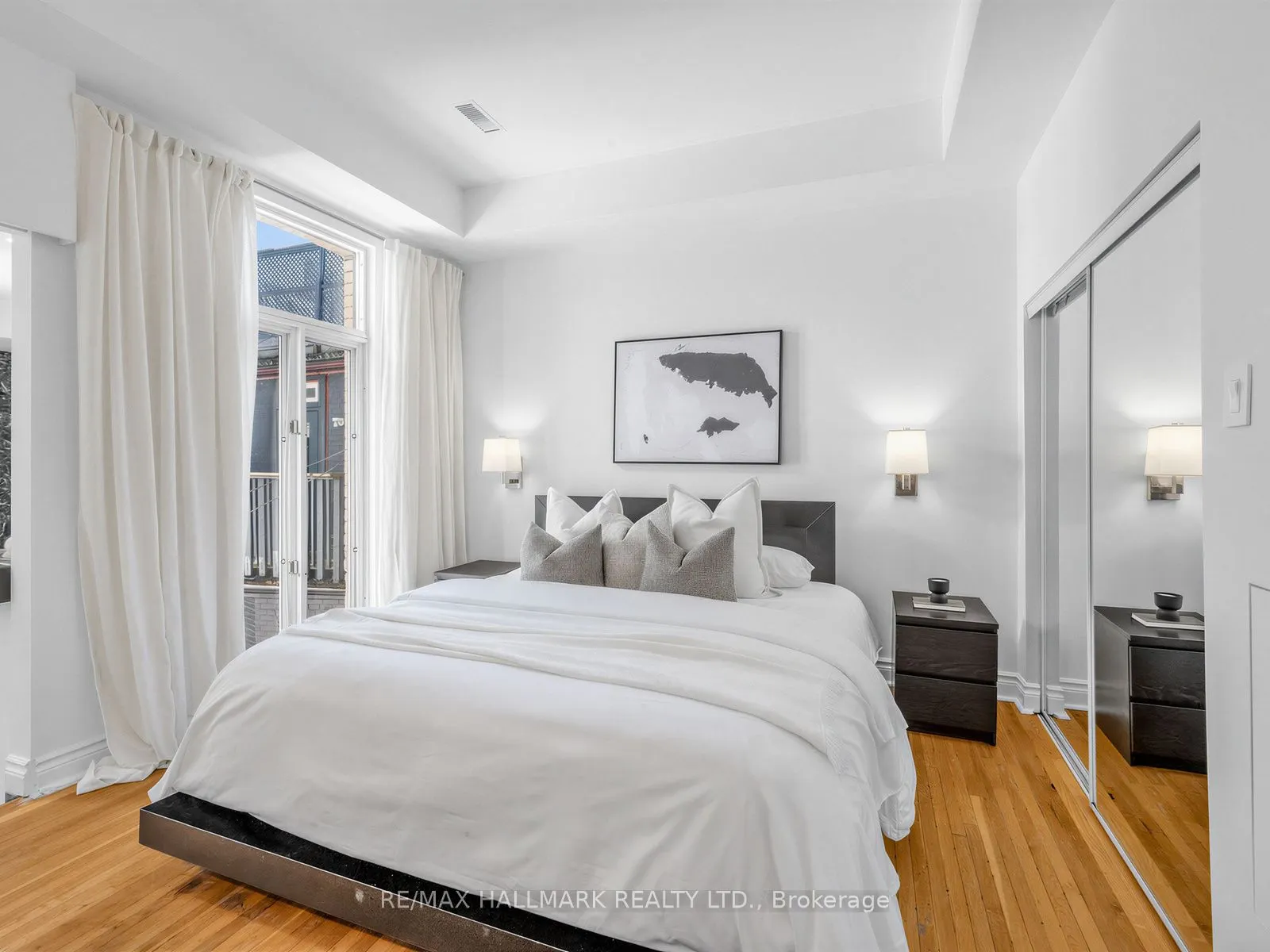 25 Grange Avenue