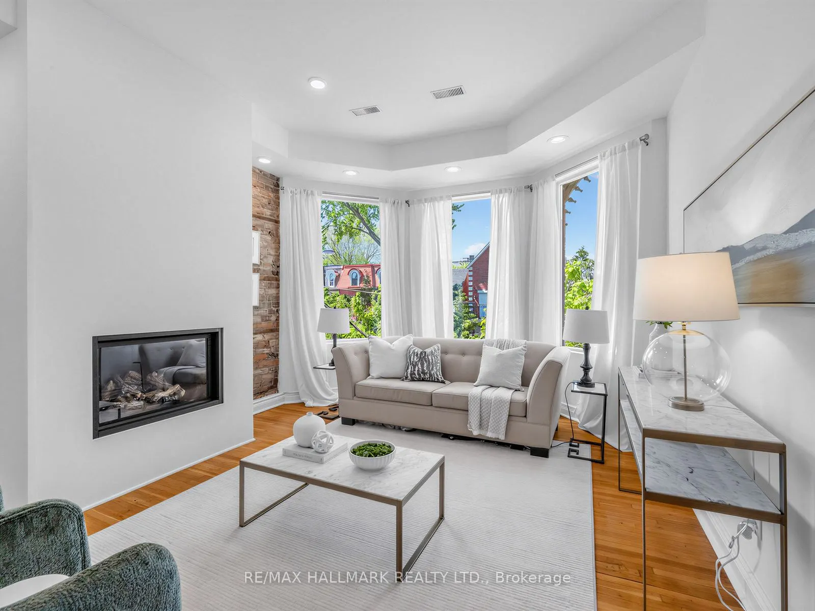 25 Grange Avenue