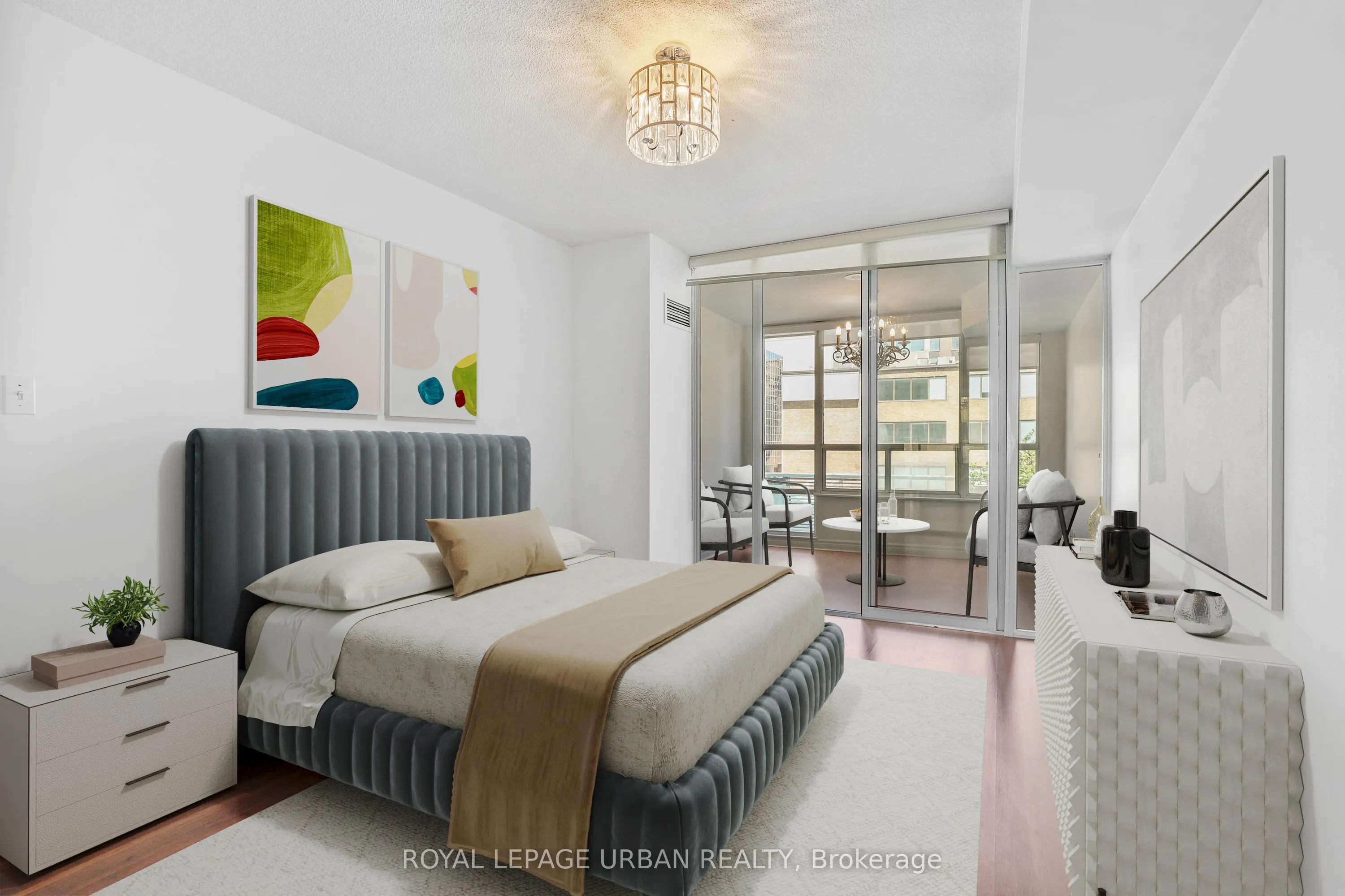 43 Eglinton Avenue E #506