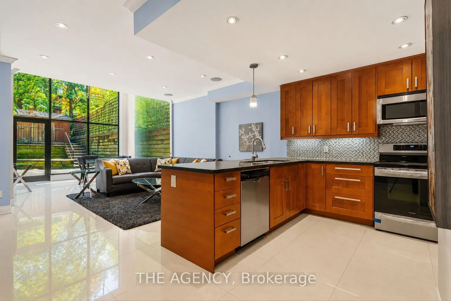 116 Hazelton Avenue #B&C