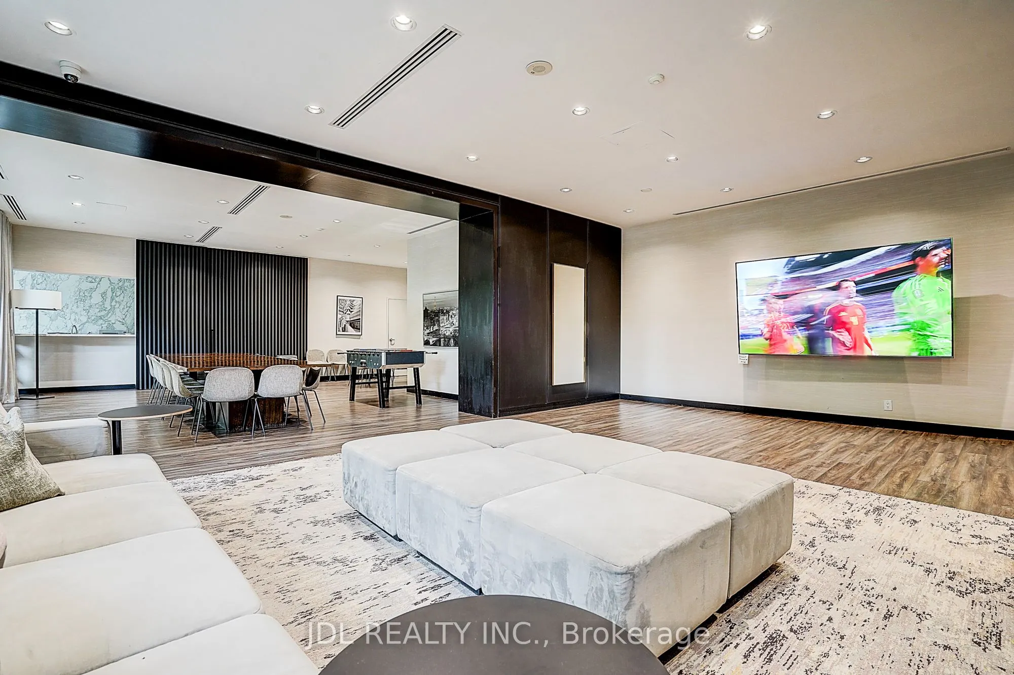 23 Hollywood Avenue #1202