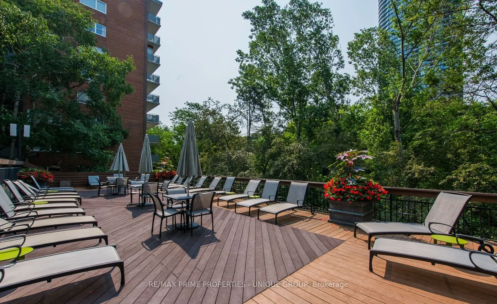 21 Dale Avenue #644