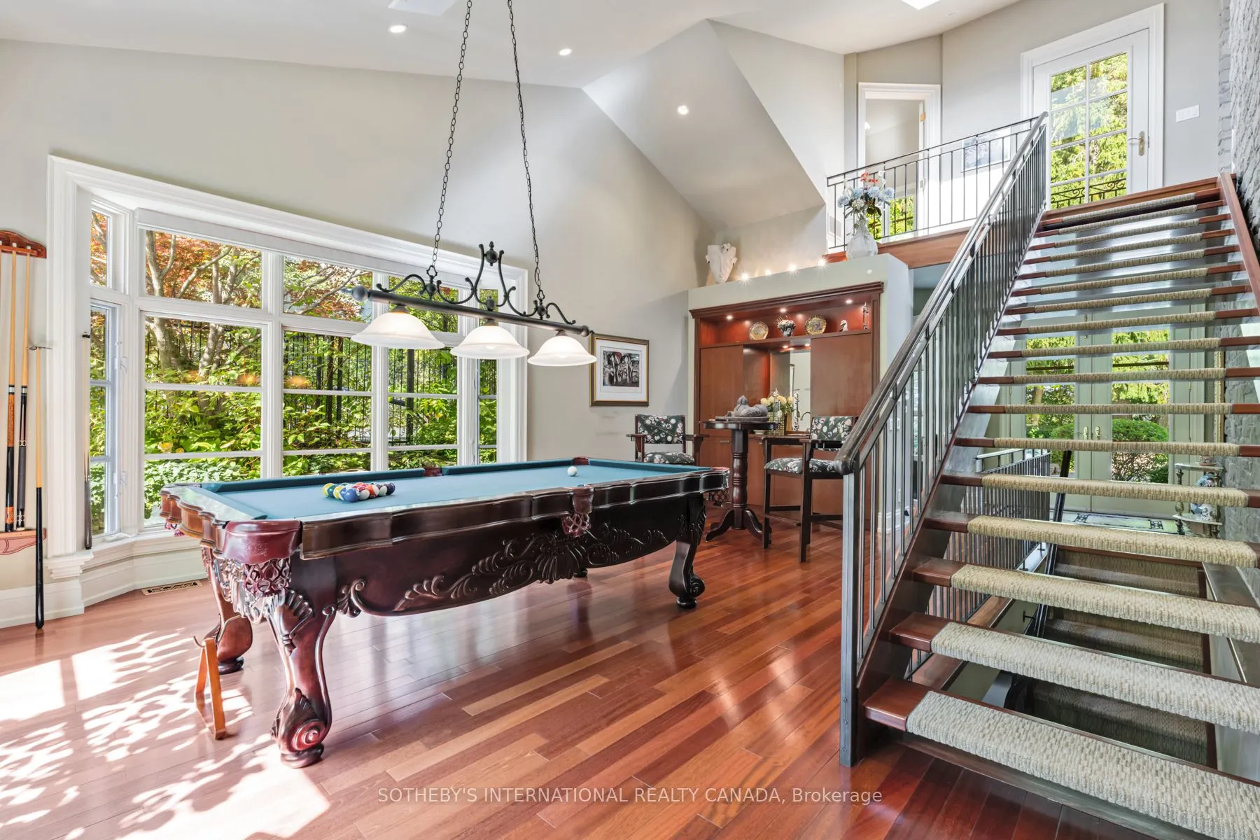 340 Riverview Drive