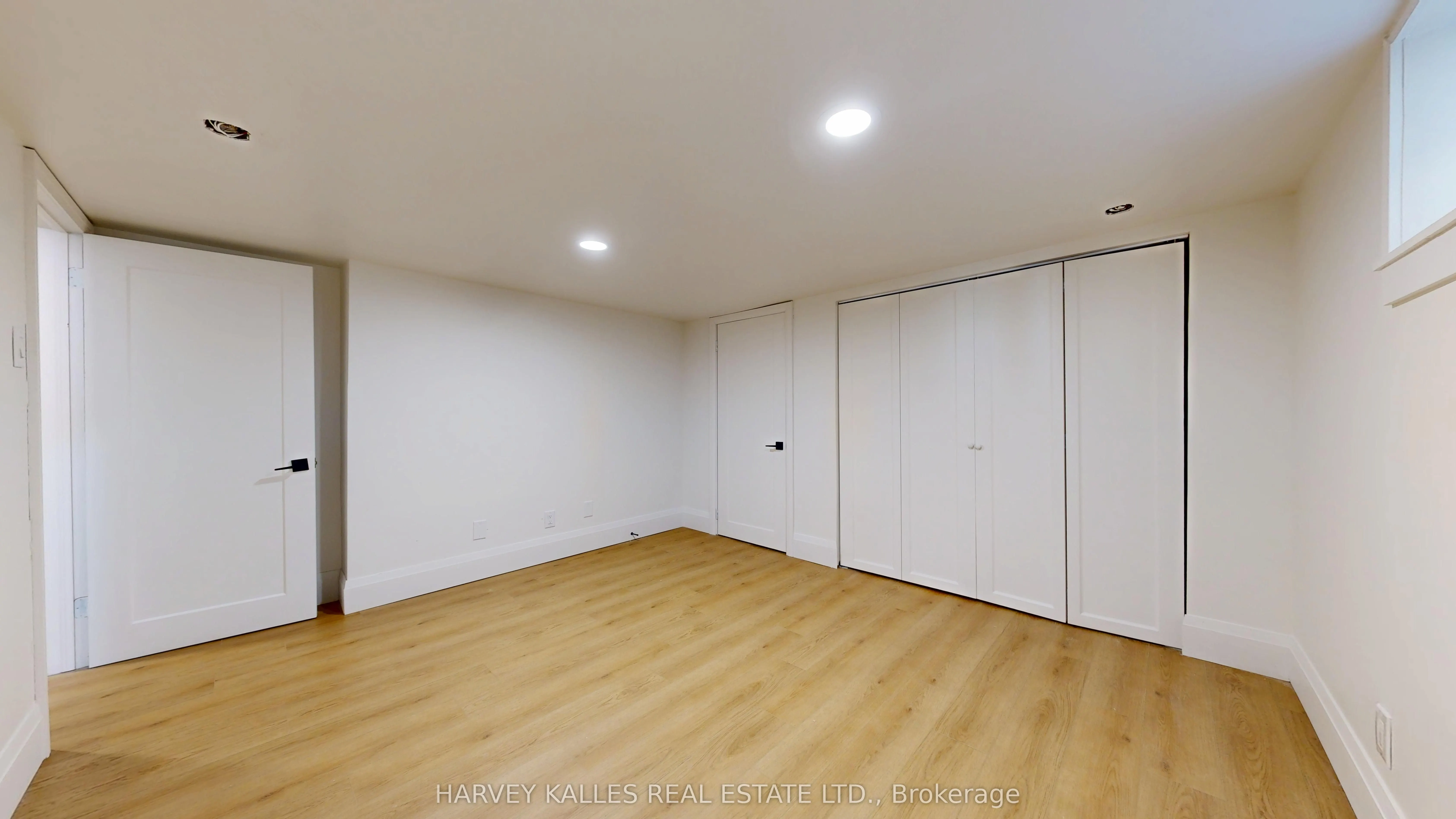 1214 Avenue Road #3