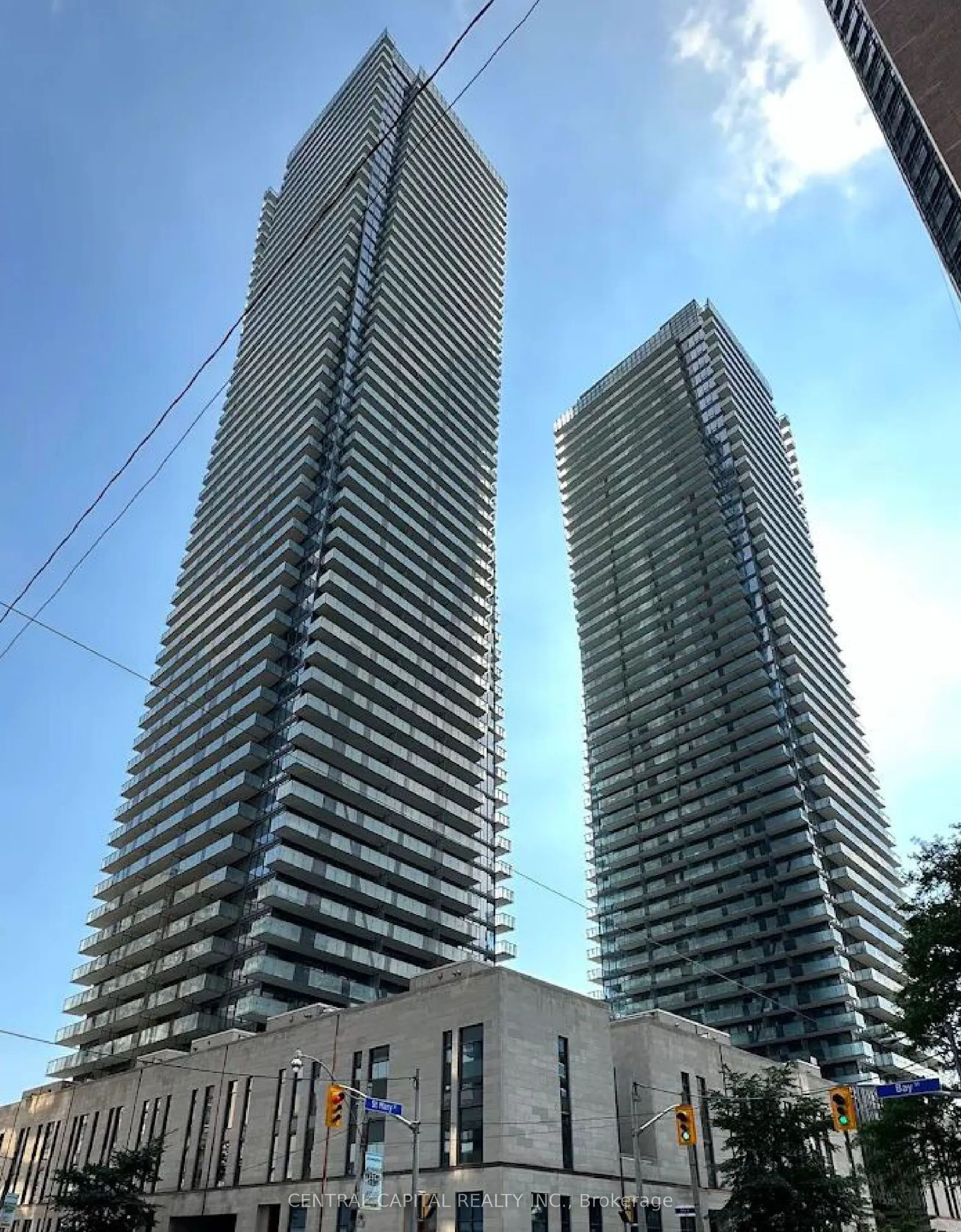 1080 Bay Street #502