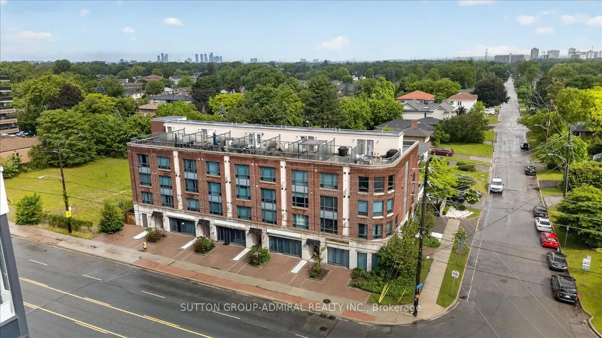 2 Maxwell Street #202