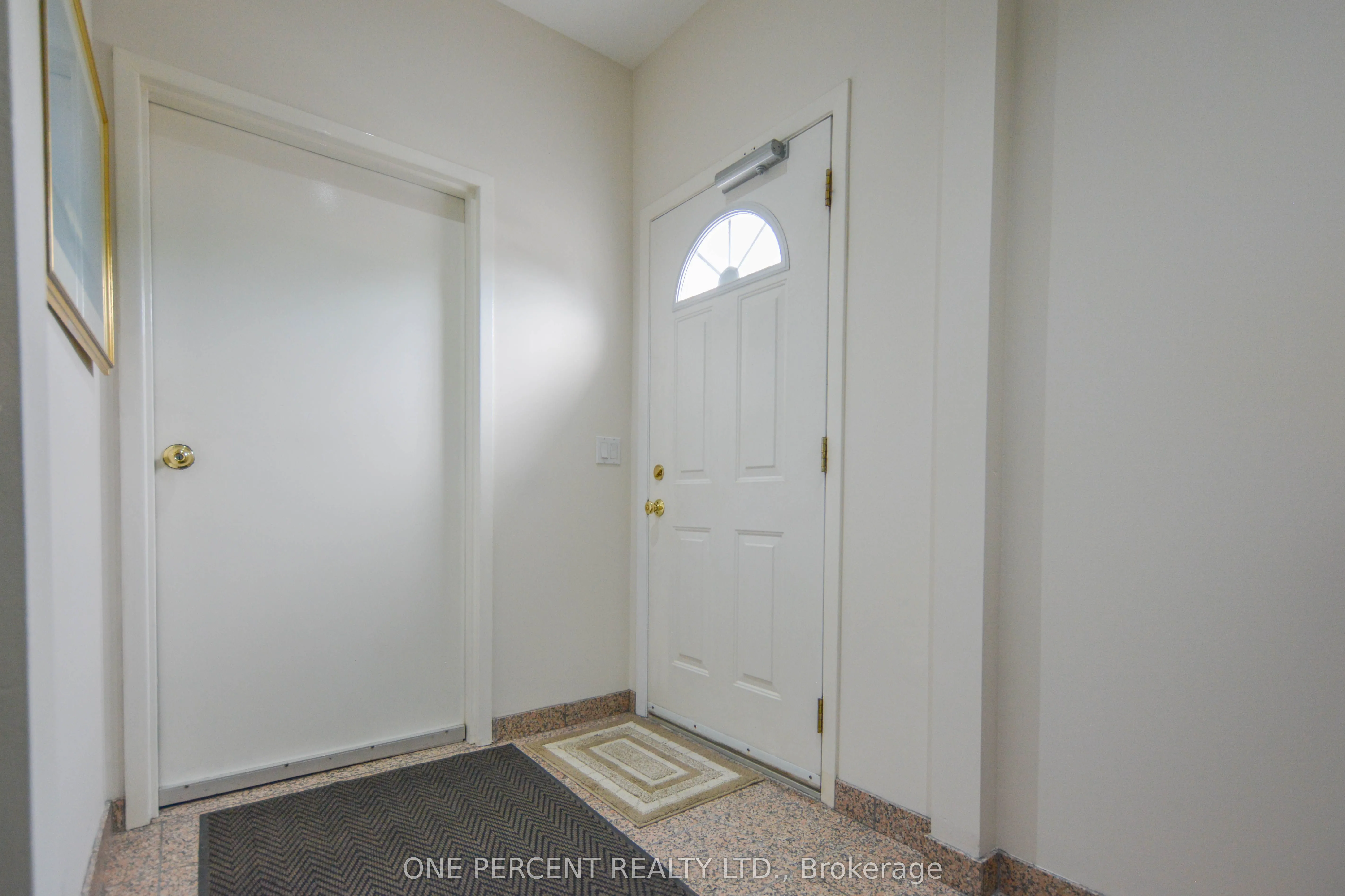 204 Sheppard Avenue W