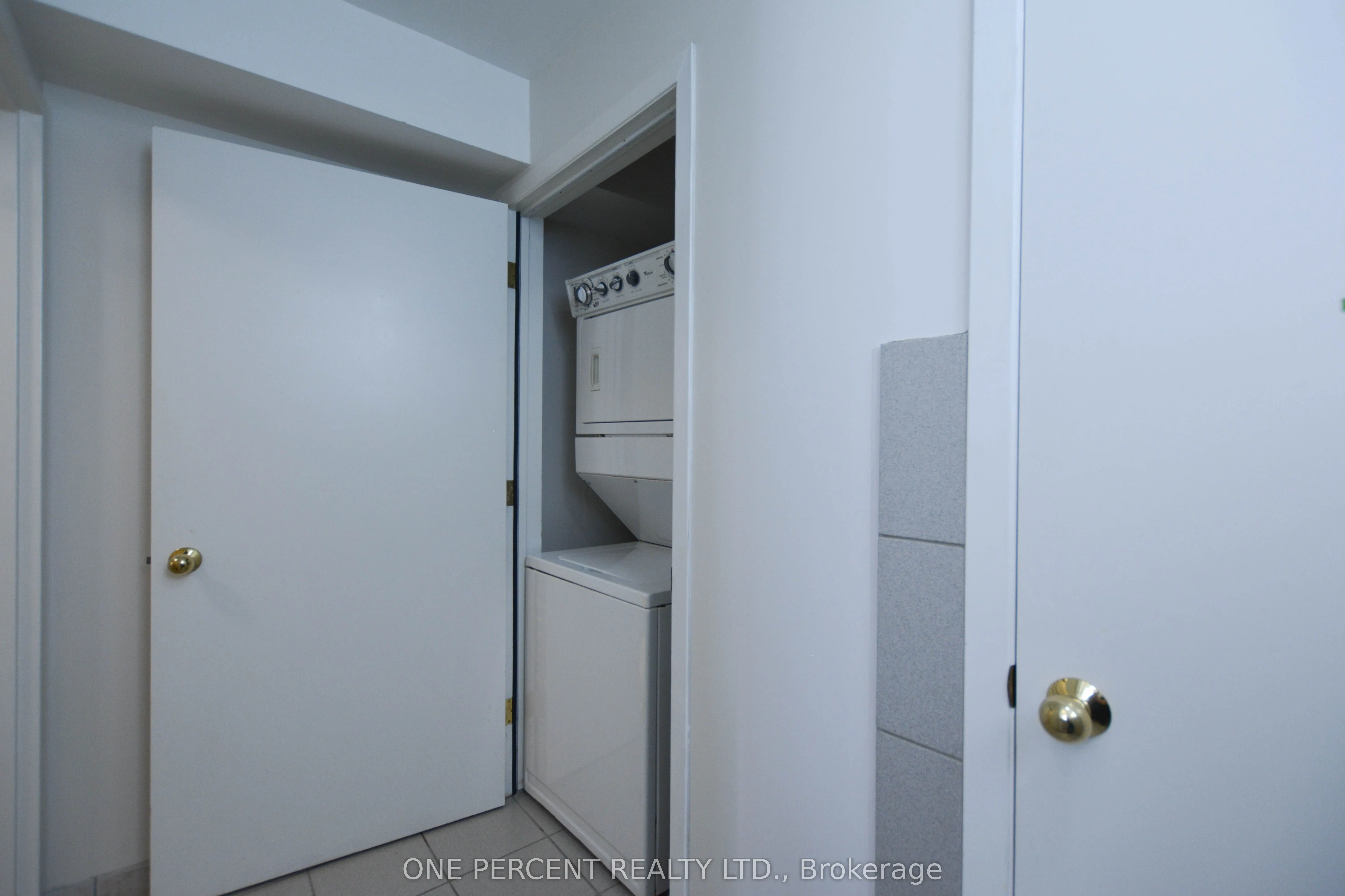 204 Sheppard Avenue W