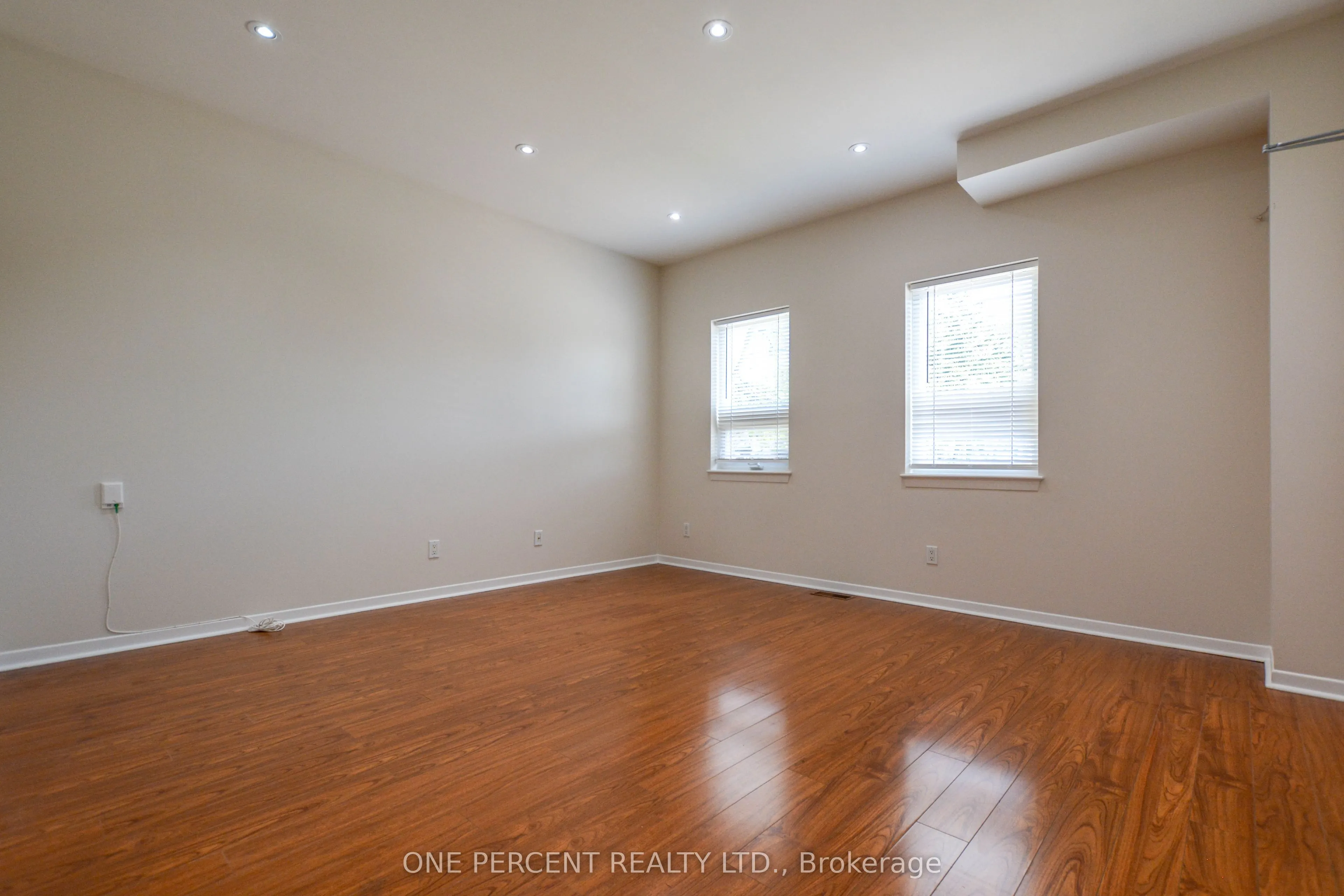 204 Sheppard Avenue W