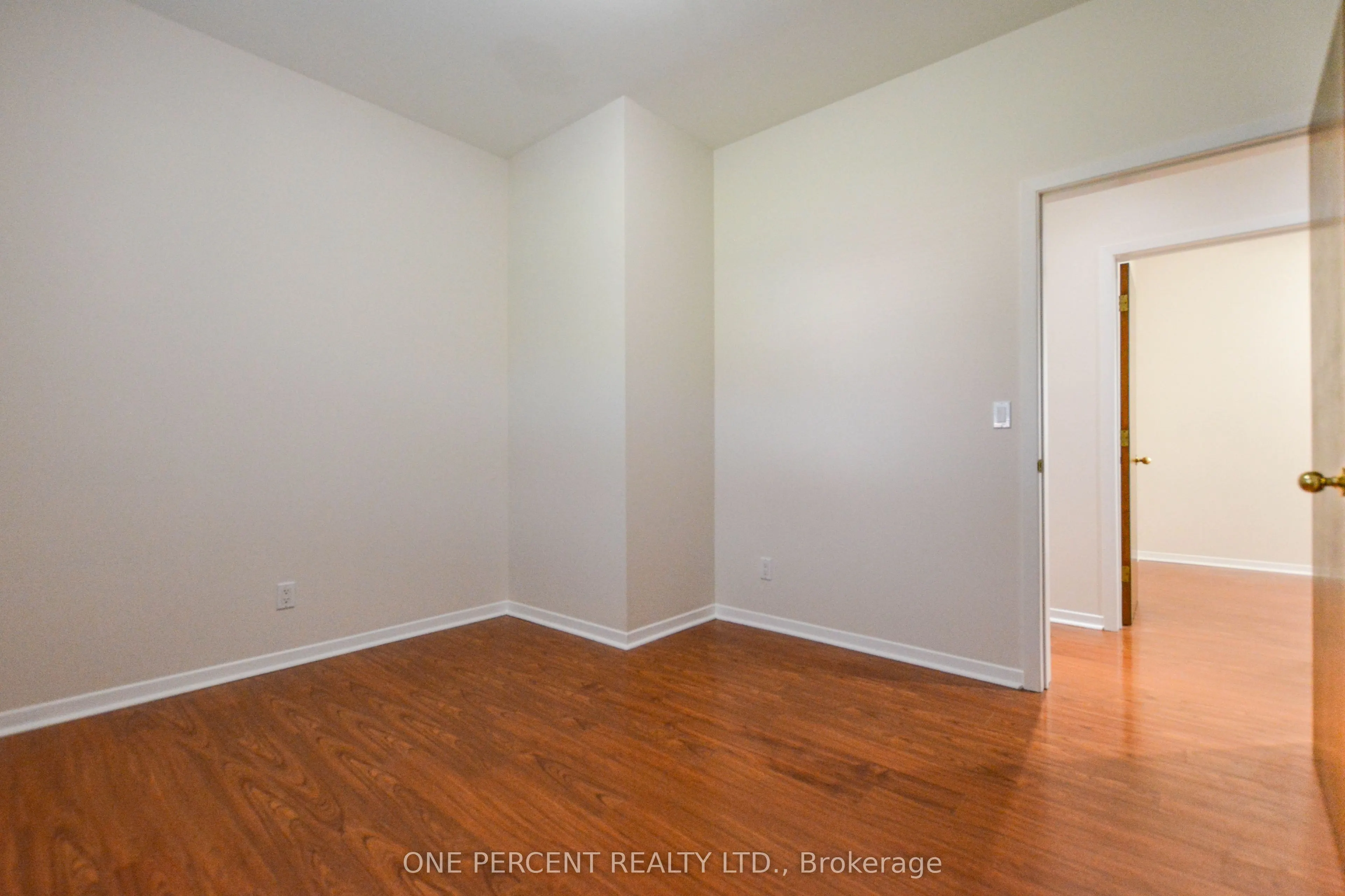 204 Sheppard Avenue W