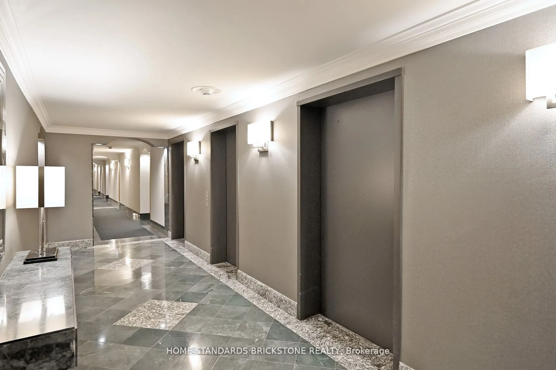 110 Bloor Street W #1009