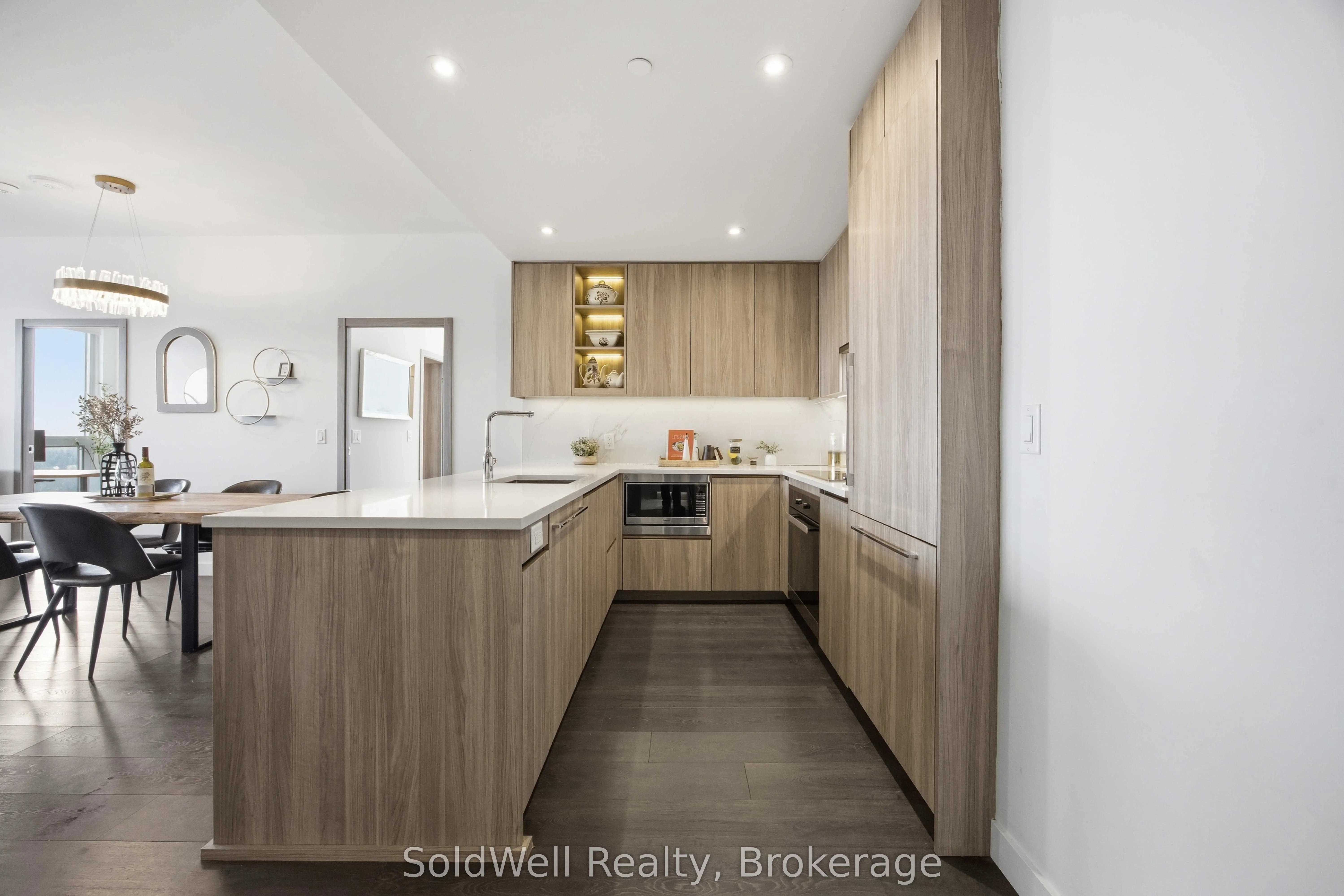 25 Mcmahon Drive #2103