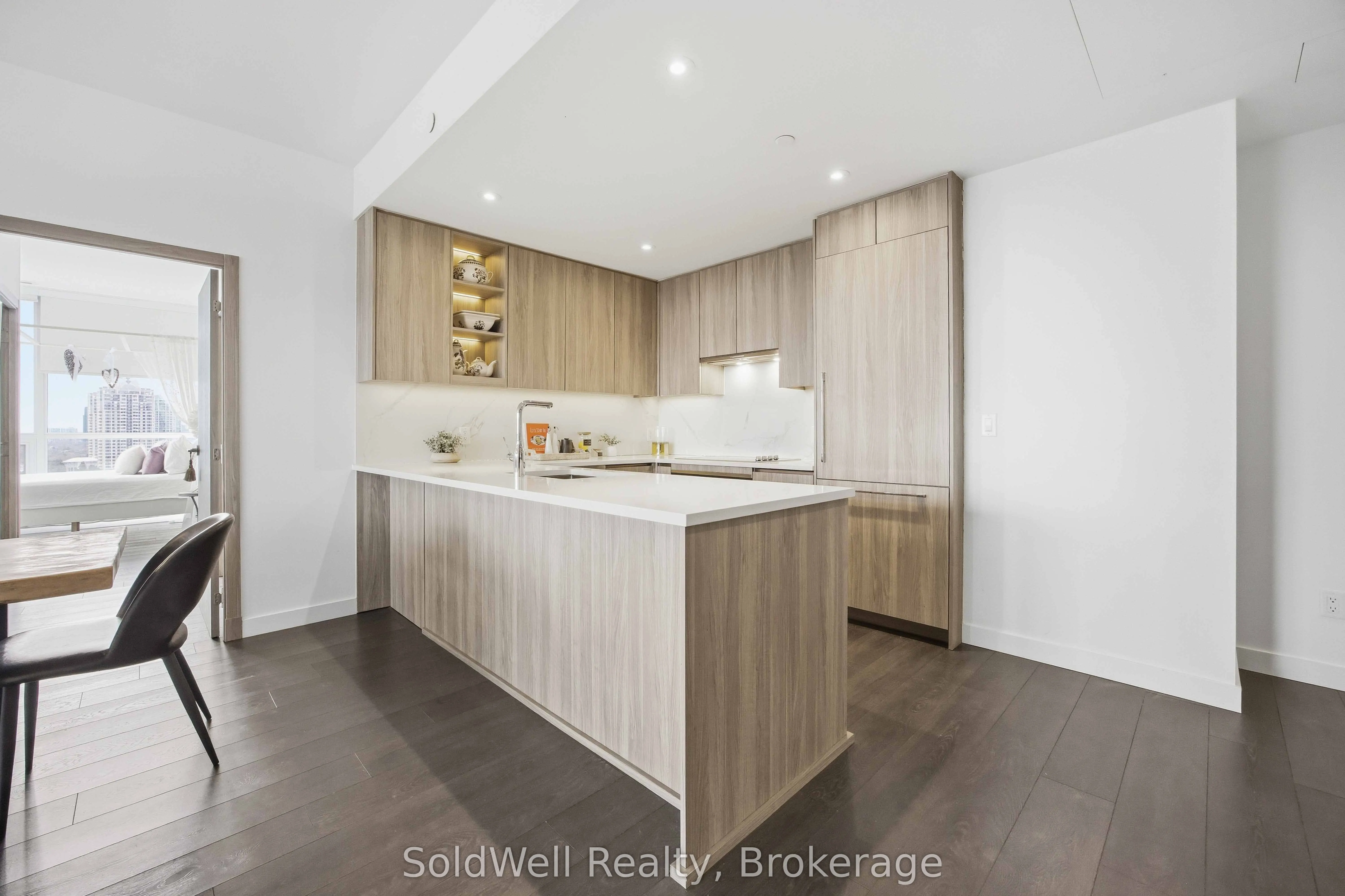 25 Mcmahon Drive #2103