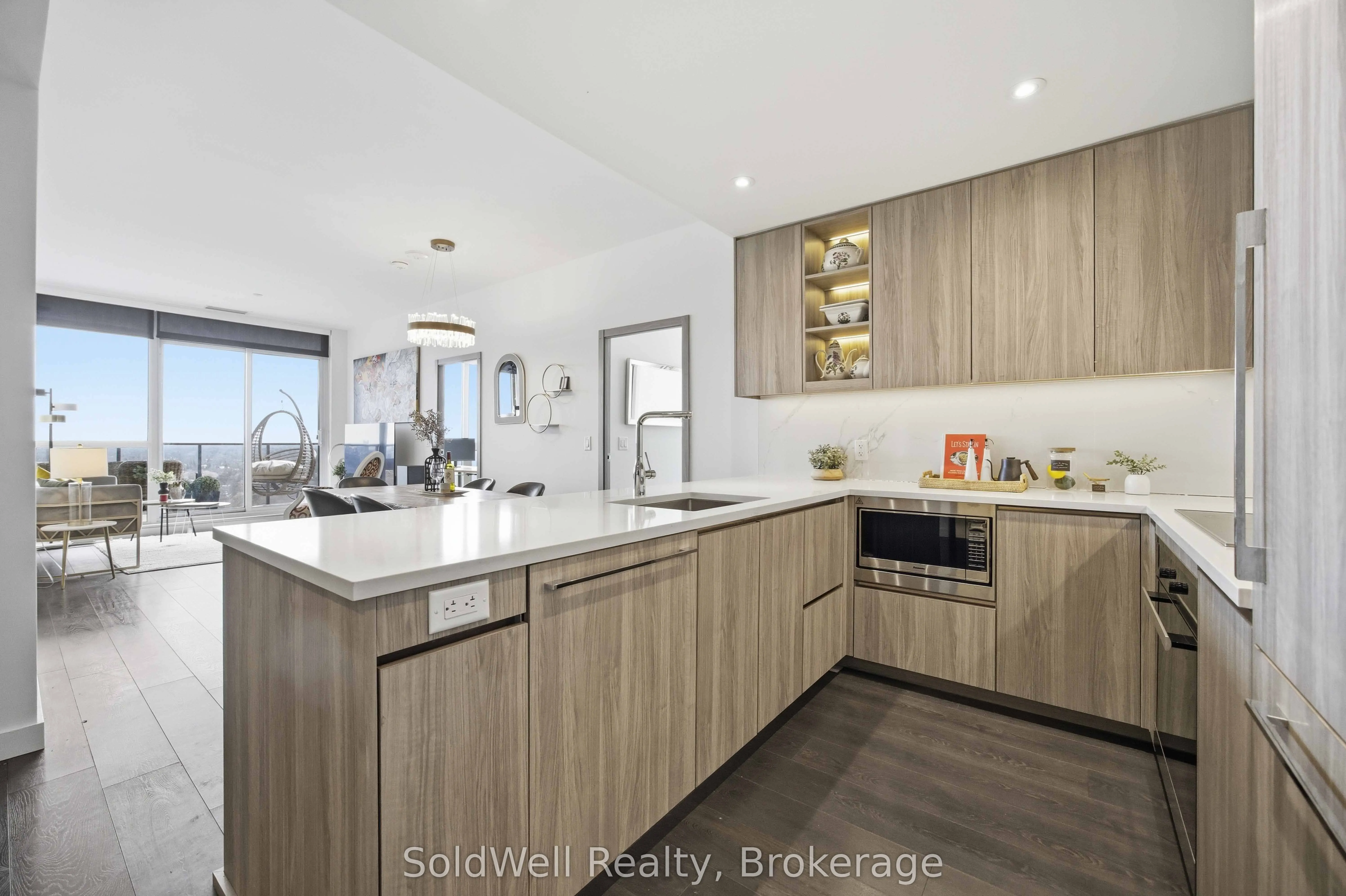 25 Mcmahon Drive #2103