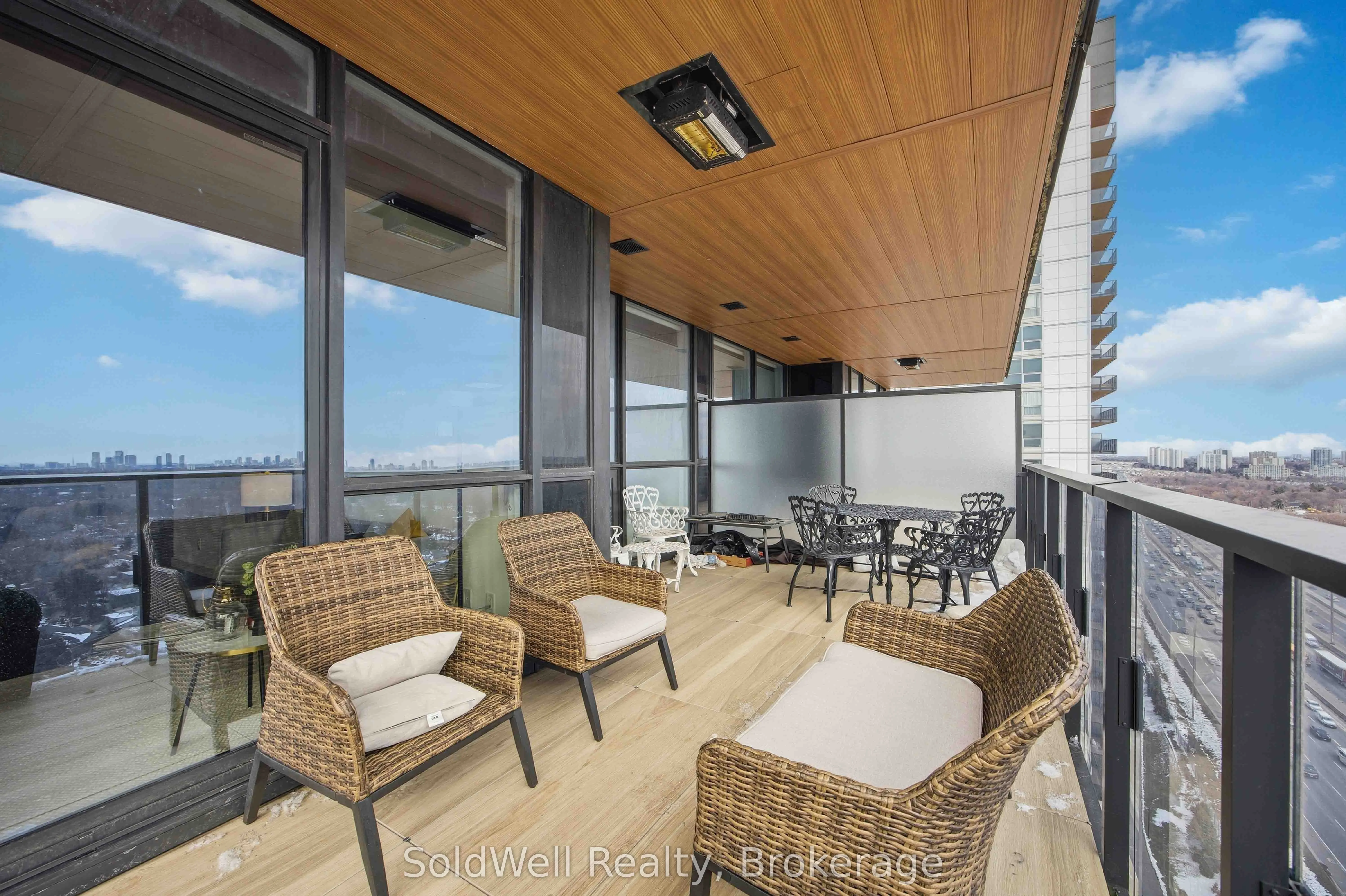 25 Mcmahon Drive #2103