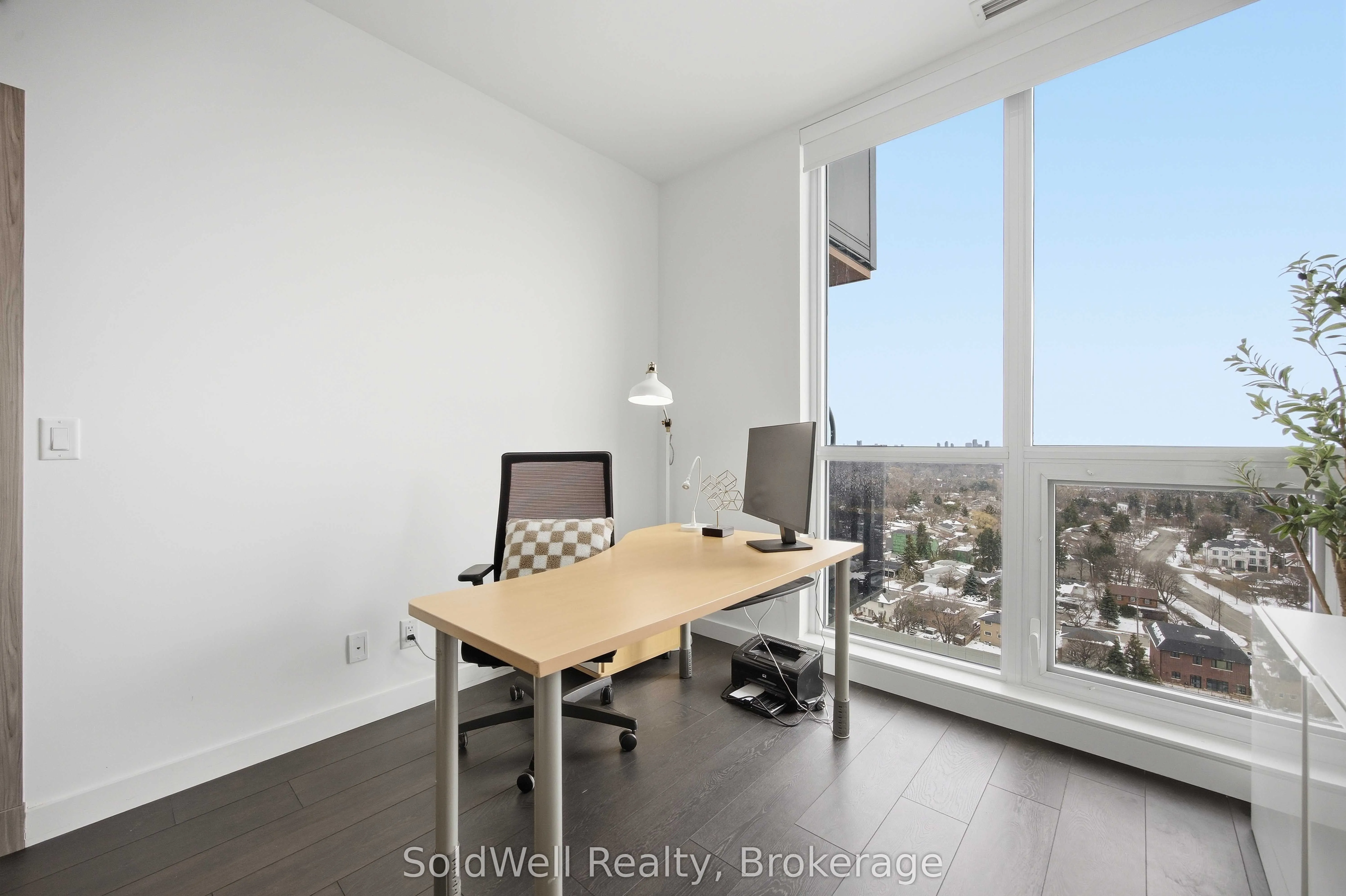 25 Mcmahon Drive #2103