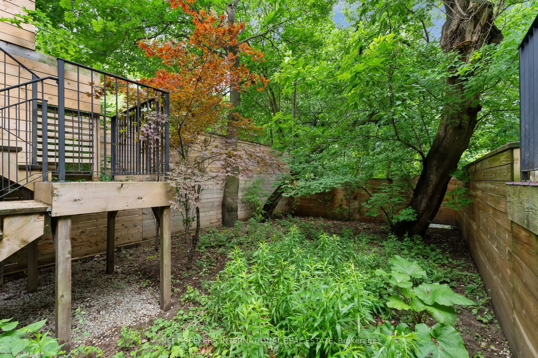 141 Chaplin Crescent