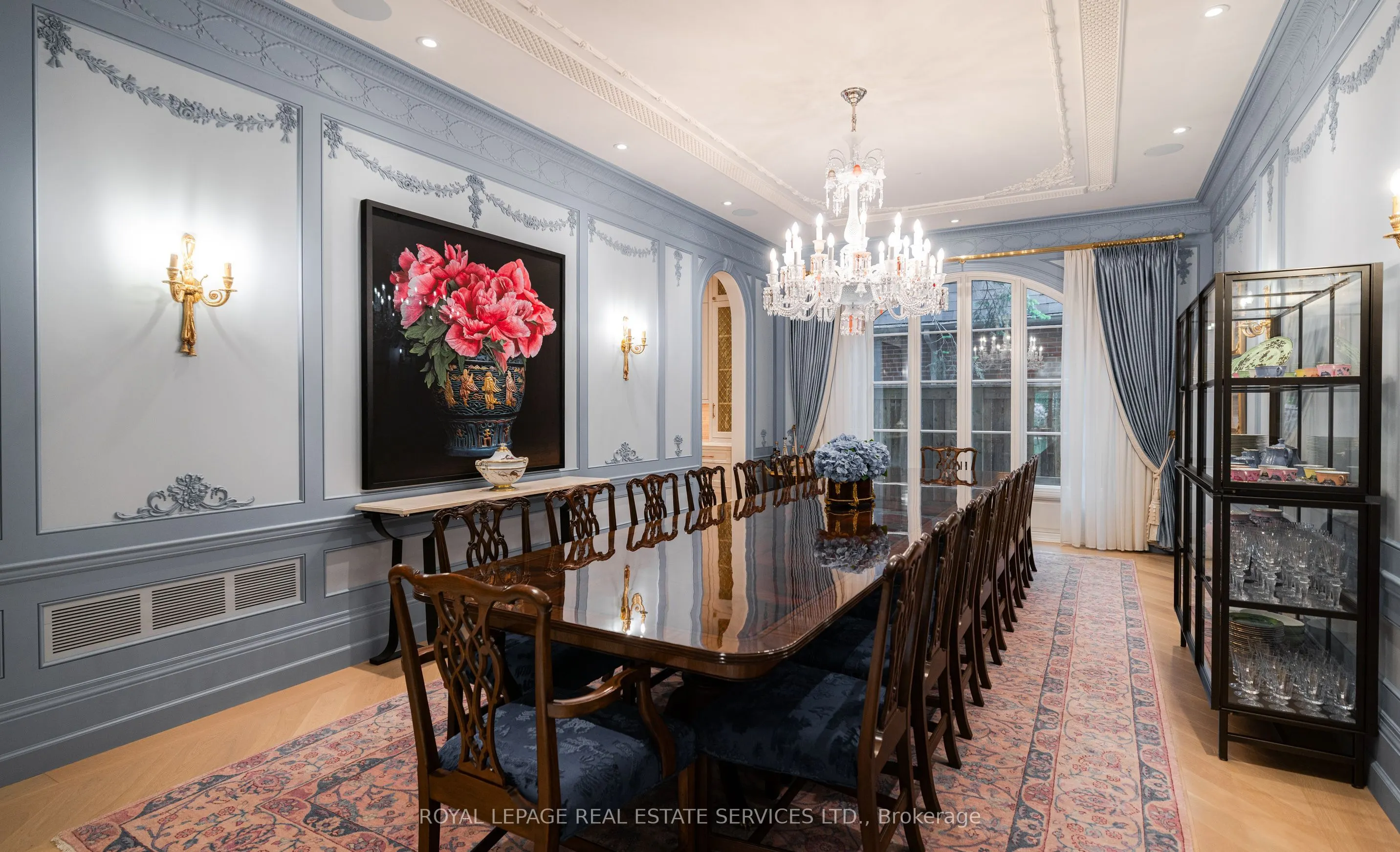 221 Forest Hill Road