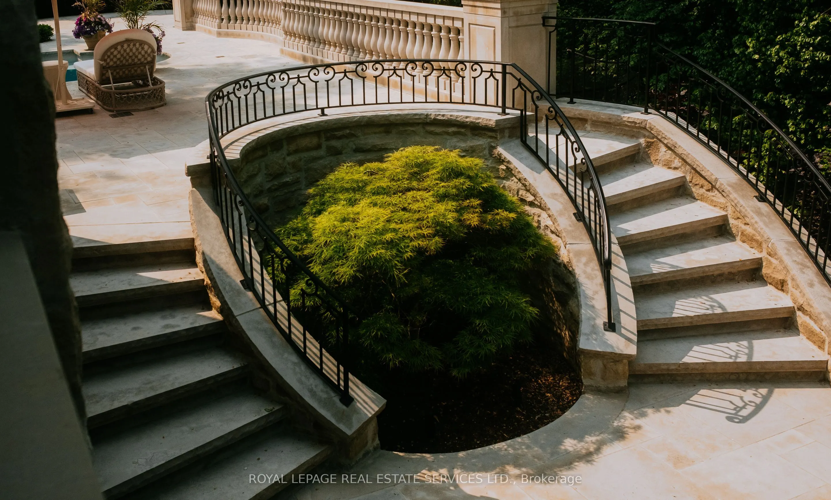 221 Forest Hill Road