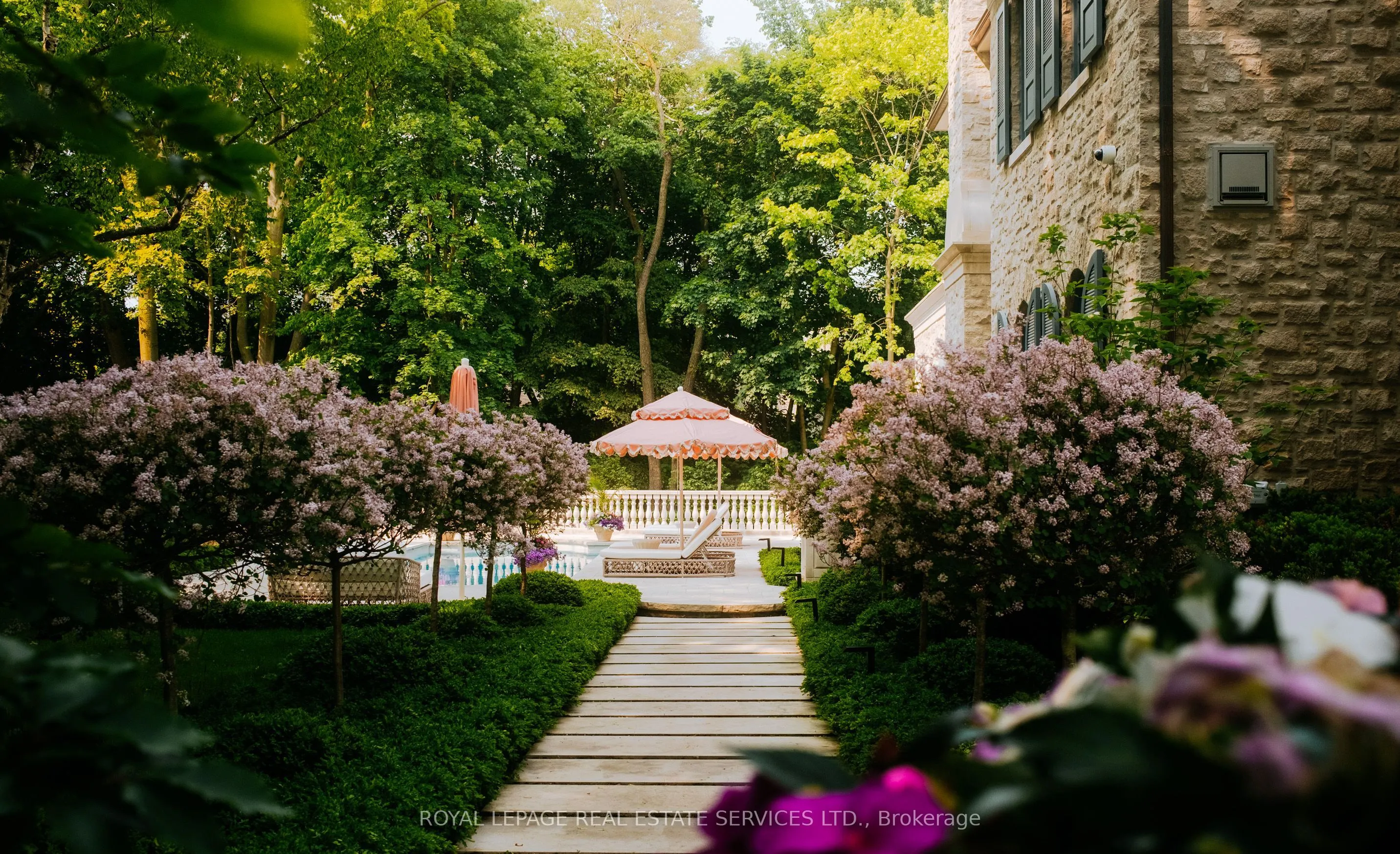 221 Forest Hill Road
