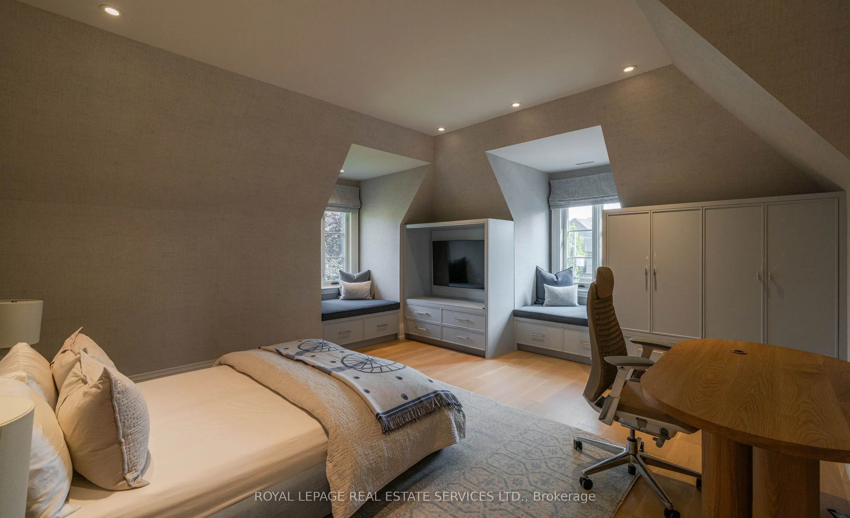 221 Forest Hill Road