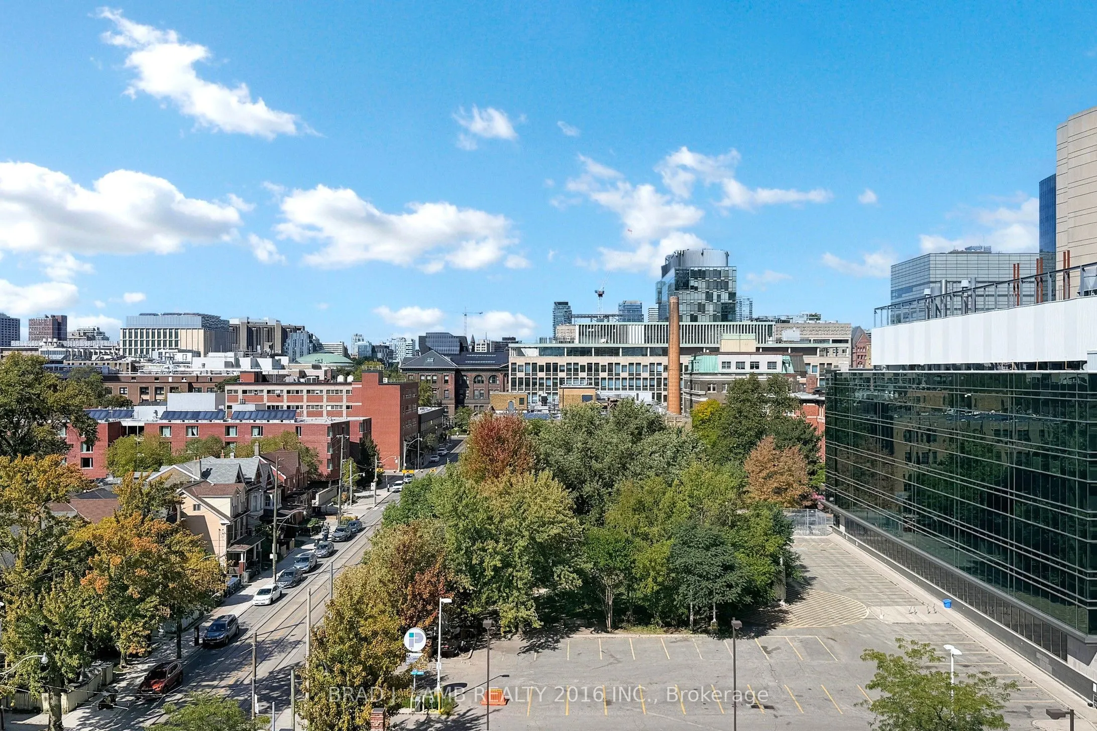 195 McCaul Street #705
