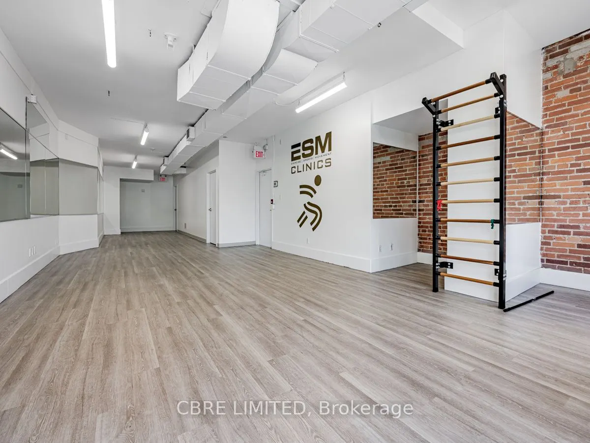 417 Spadina Road #3rd Floor