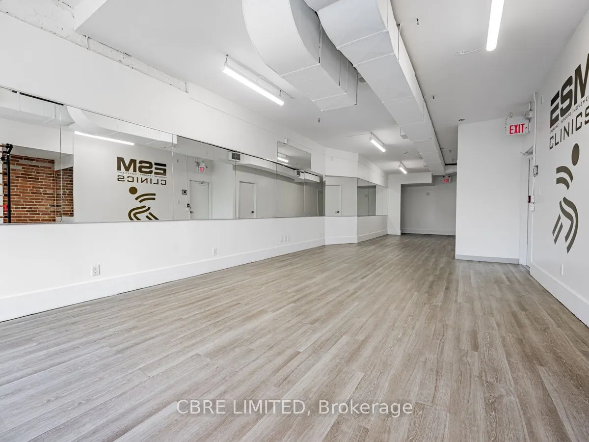 417 Spadina Road #3rd Floor