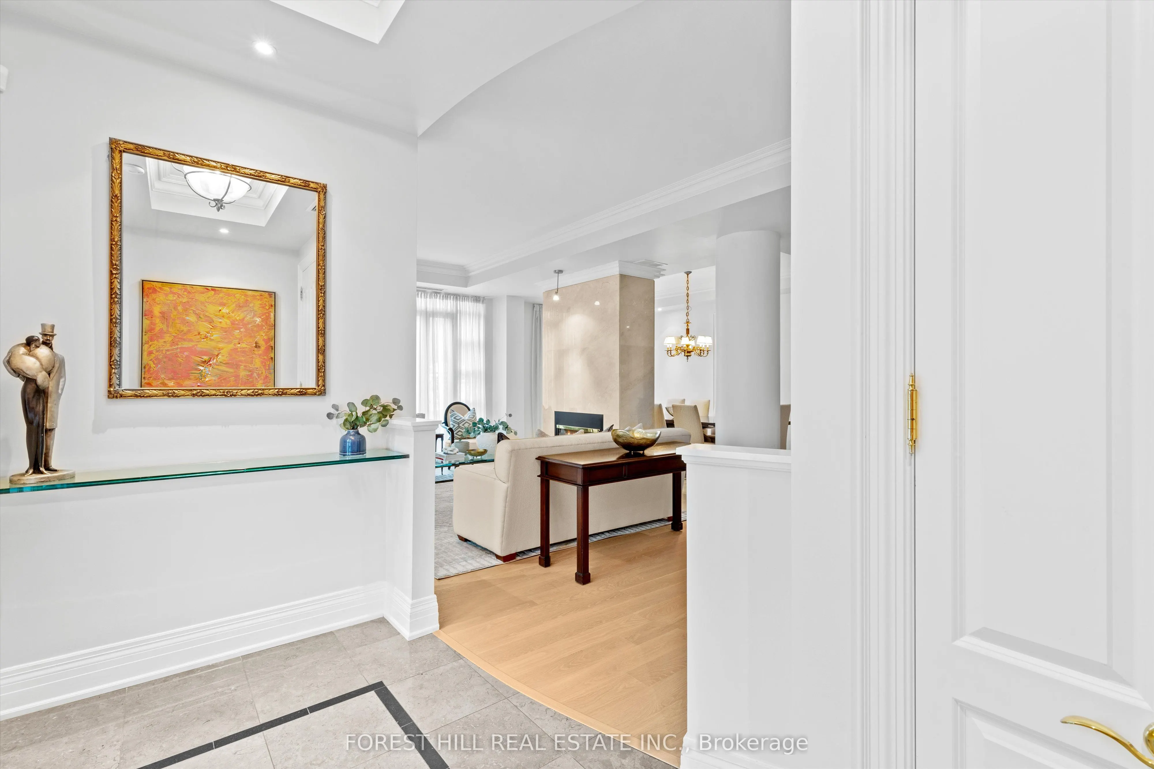 33 Delisle Avenue #108