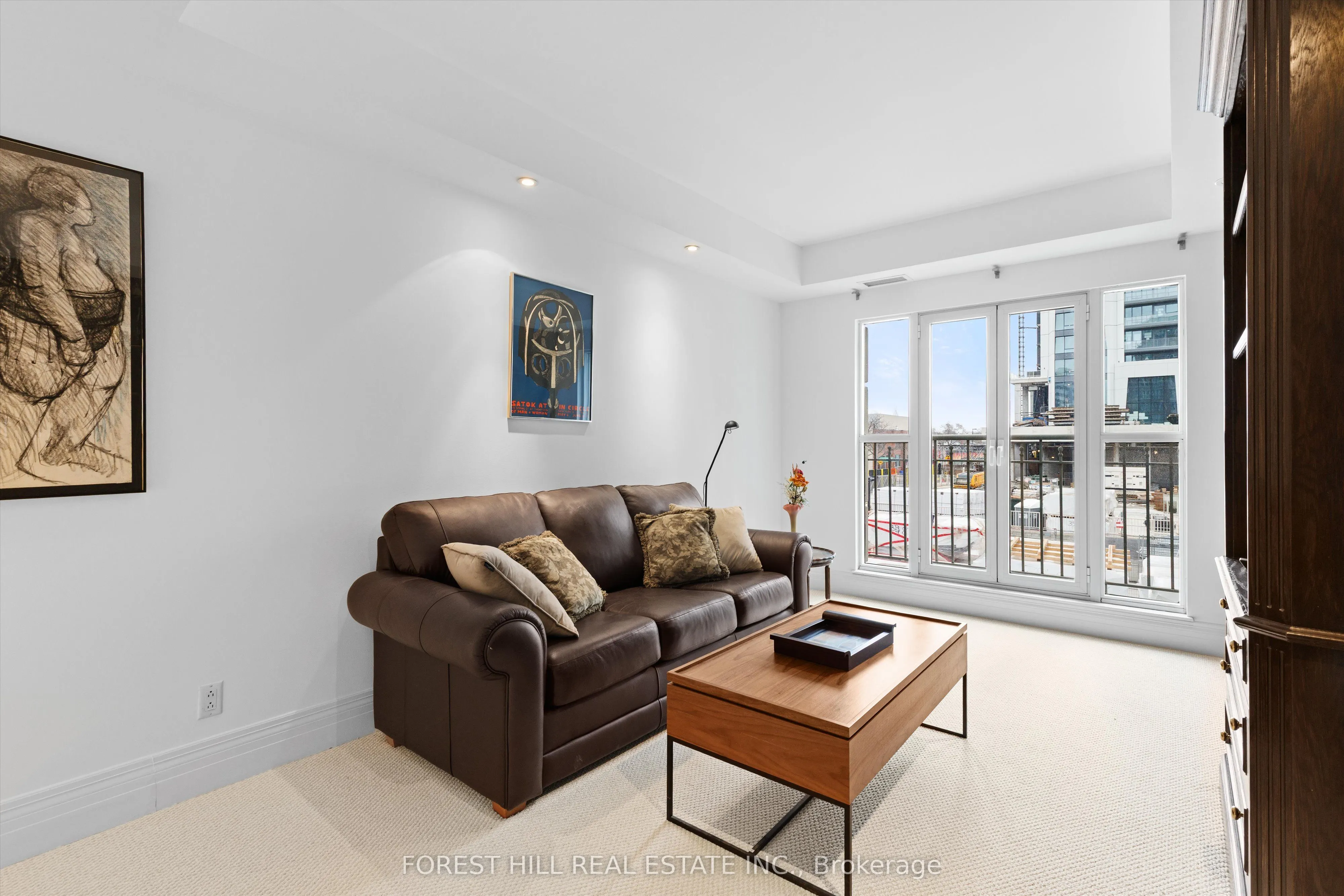 33 Delisle Avenue #108