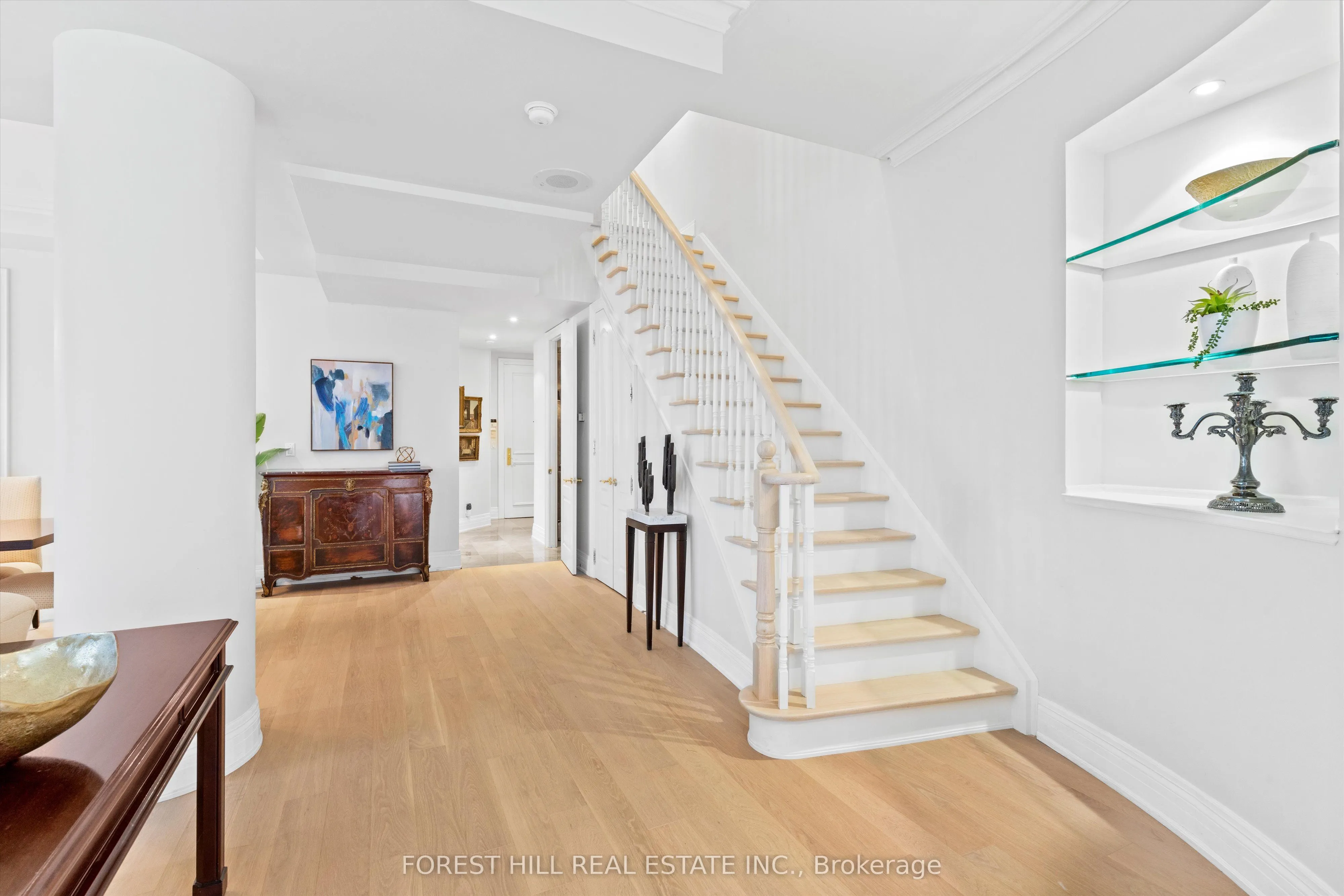 33 Delisle Avenue #108