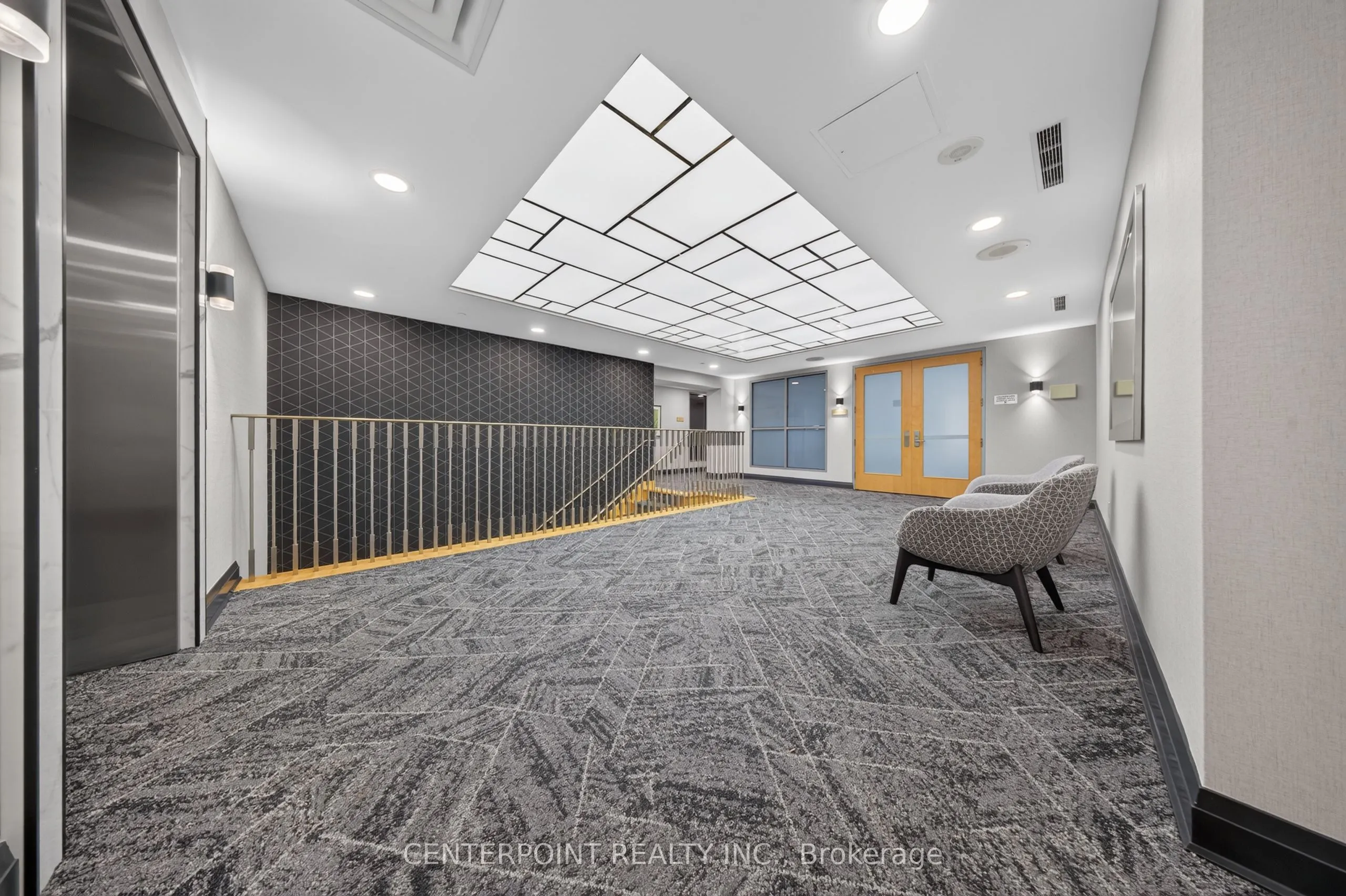 4978 Yonge Street #1715