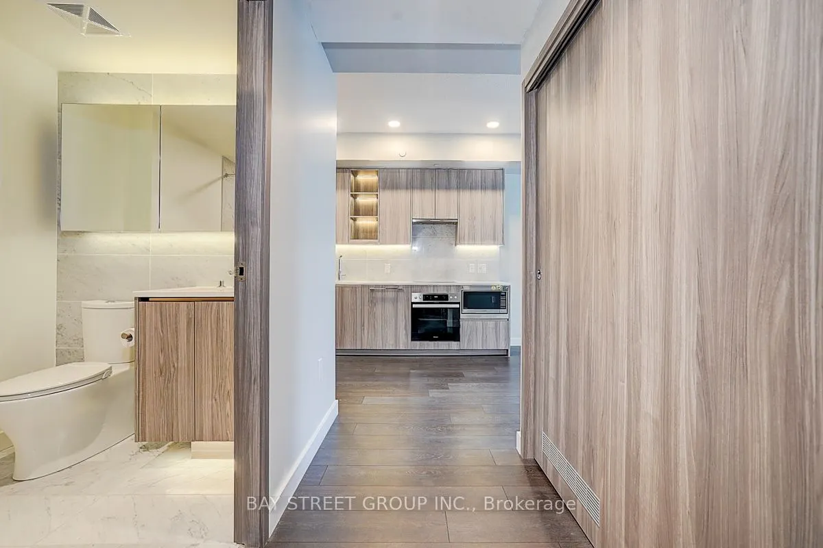 95 Mcmahon Drive #2512