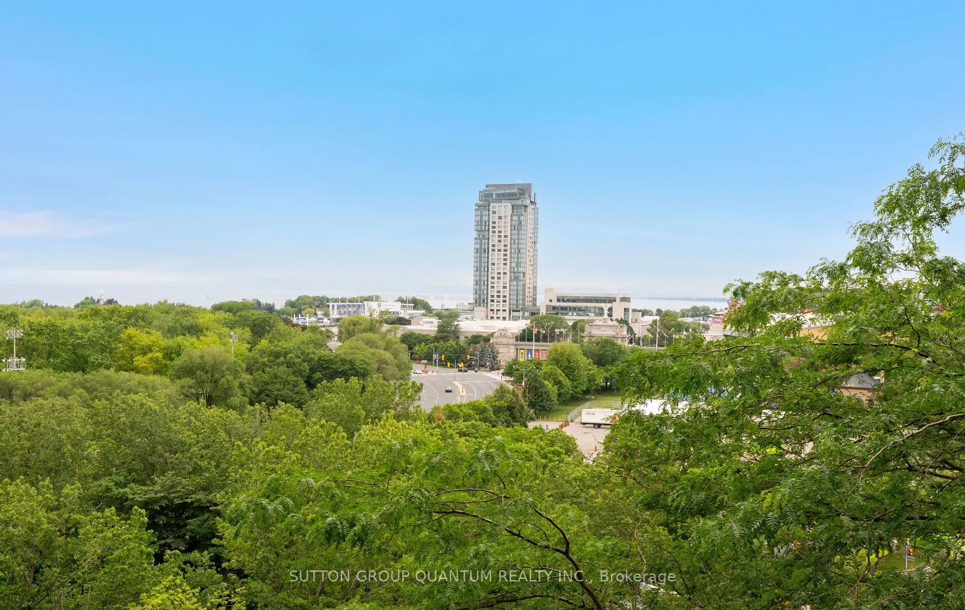 219 Fort York Boulevard #1110