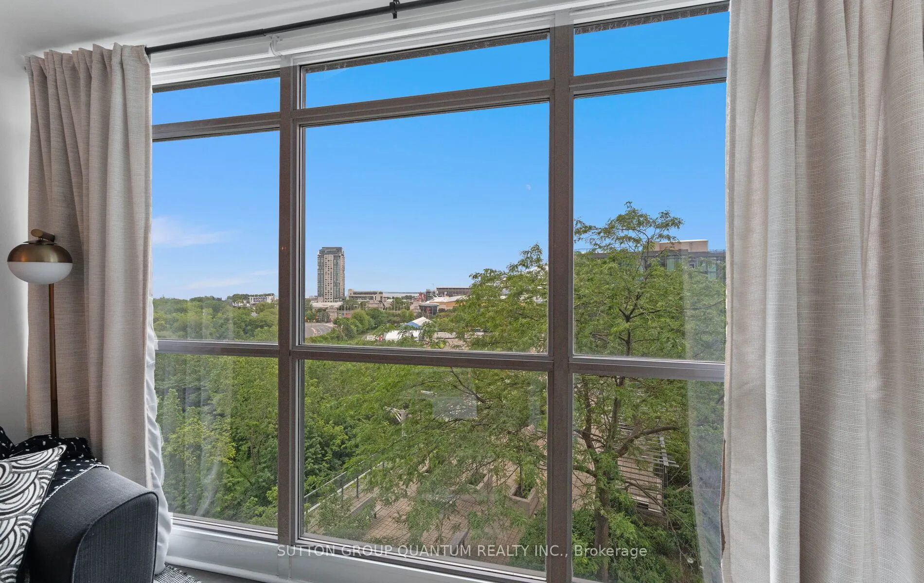 219 Fort York Boulevard #1110