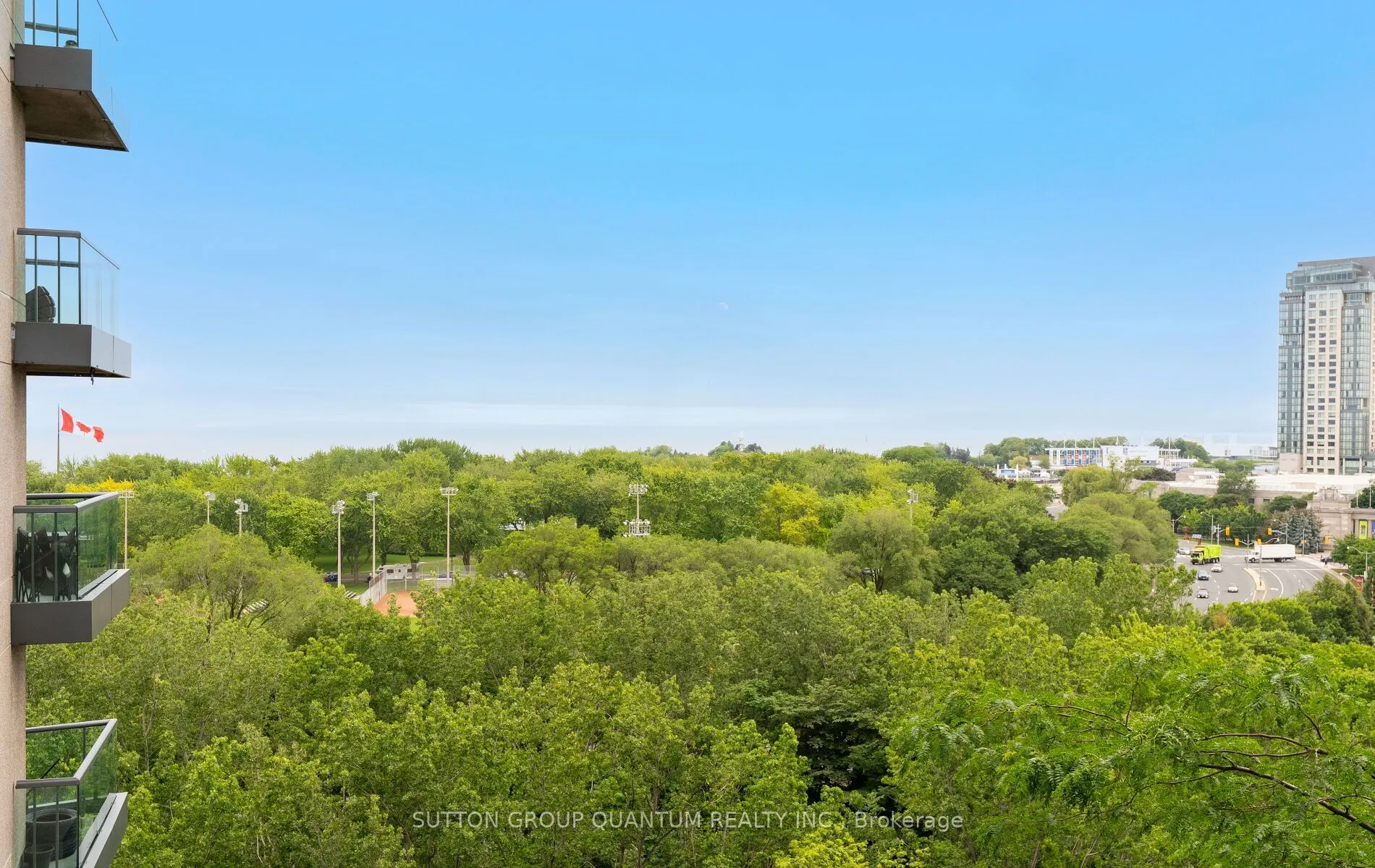 219 Fort York Boulevard #1110
