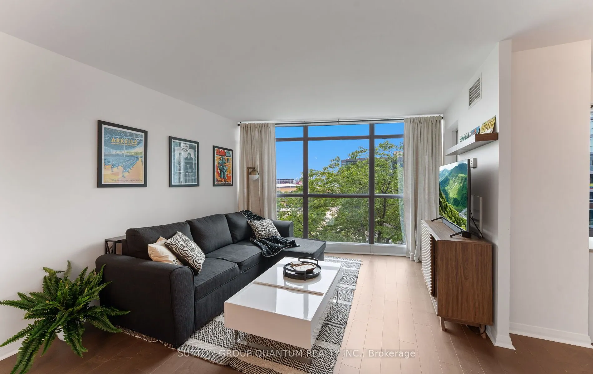 219 Fort York Boulevard #1110