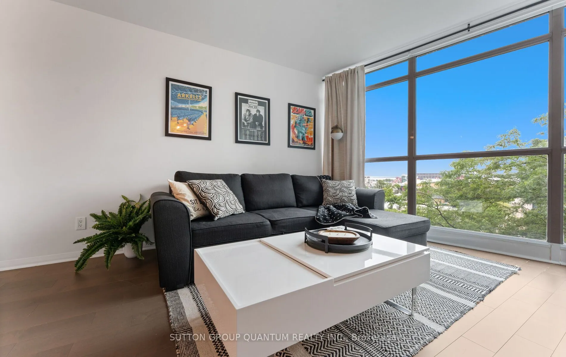 219 Fort York Boulevard #1110