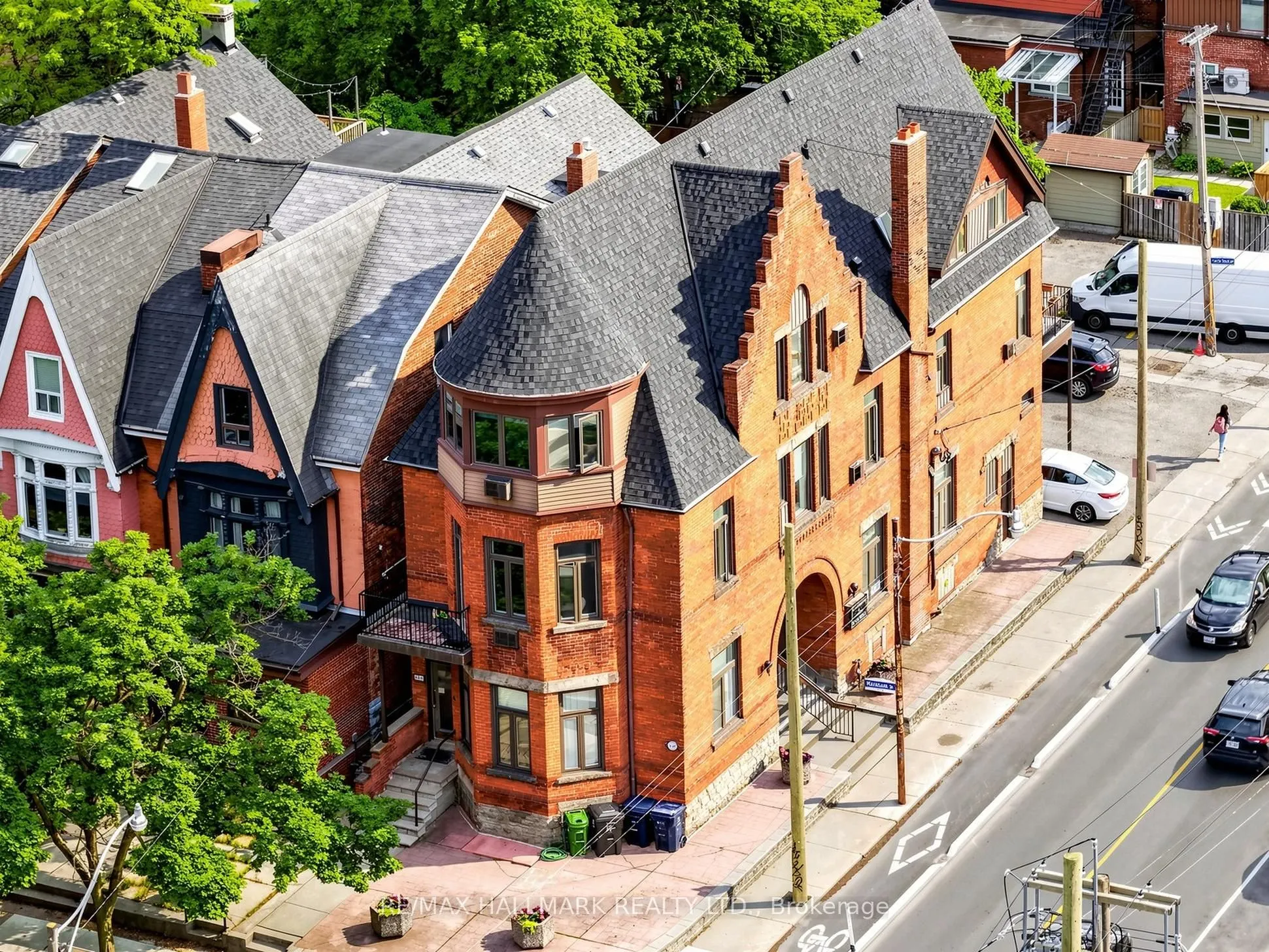 458 Markham Street