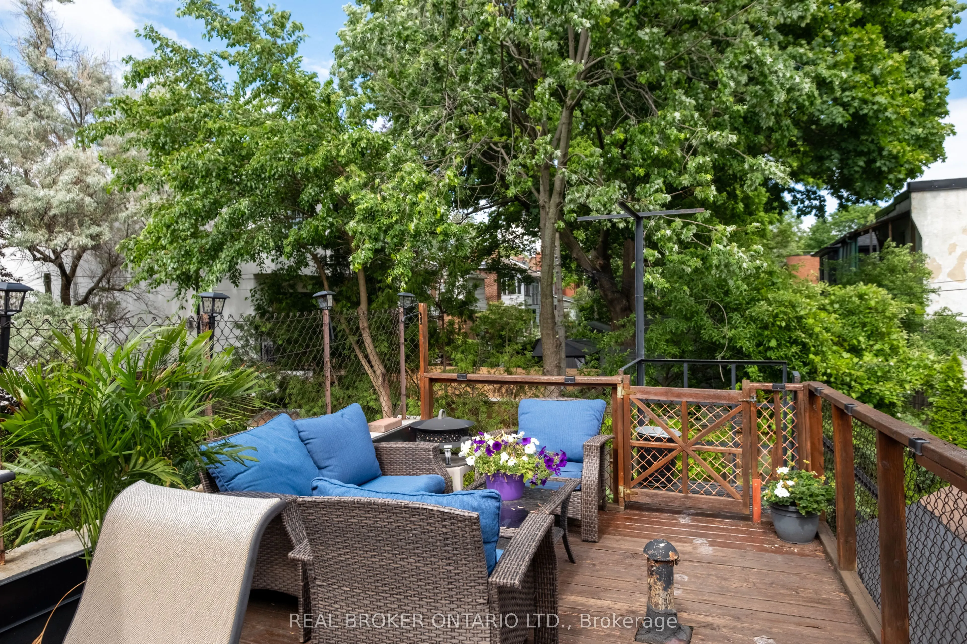 33 Atlas Avenue