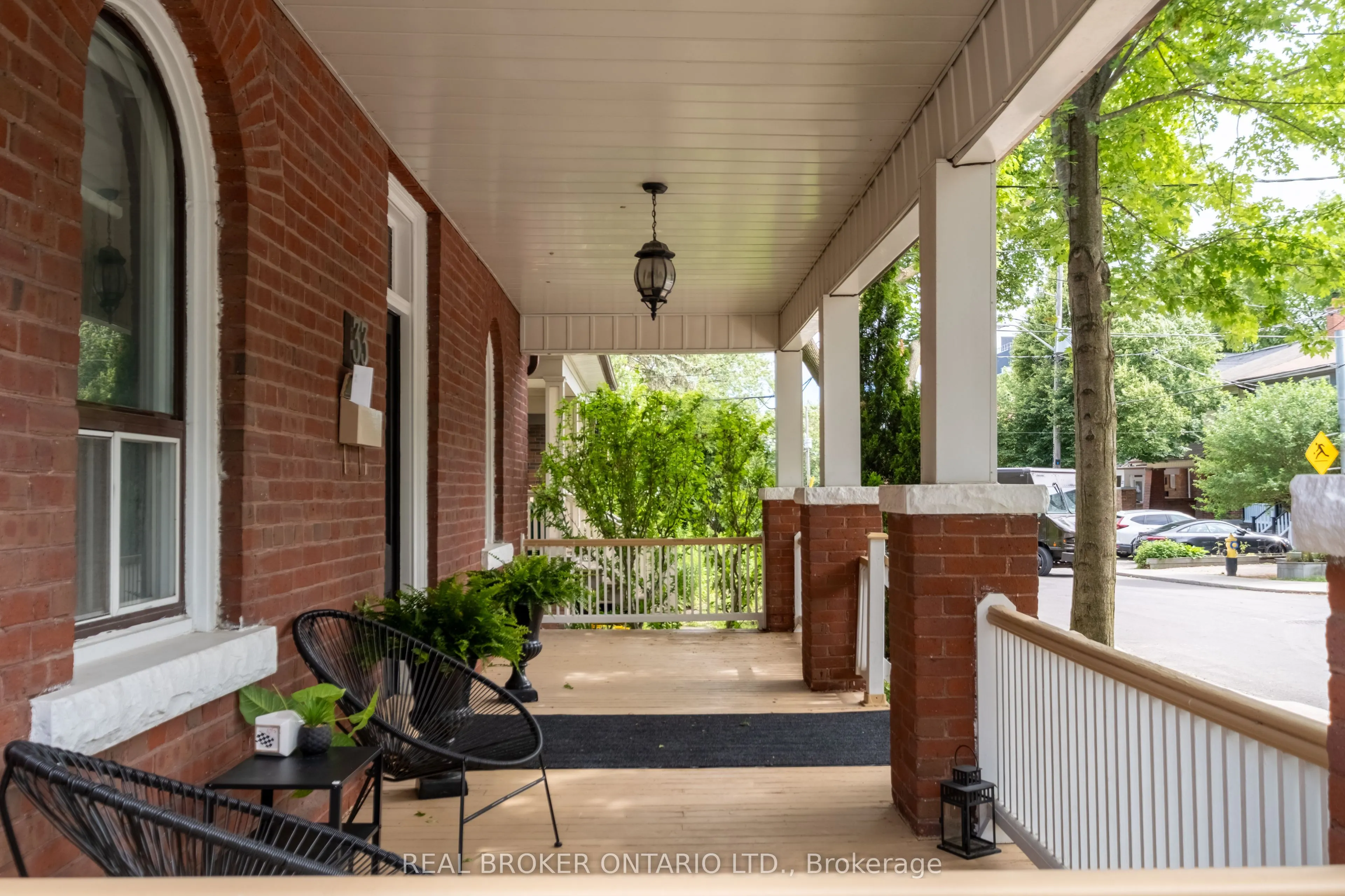 33 Atlas Avenue