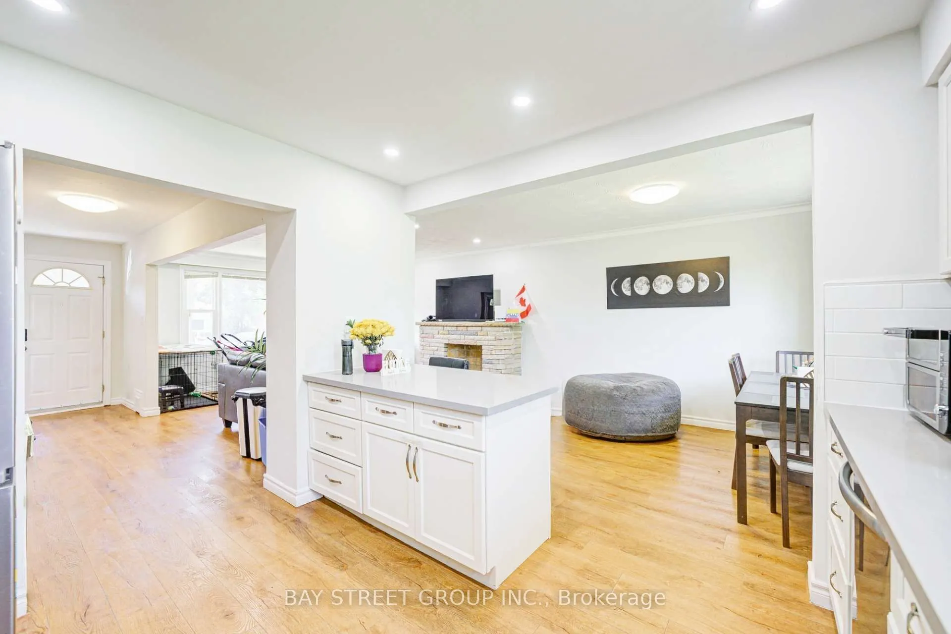 125 Connaught Avenue