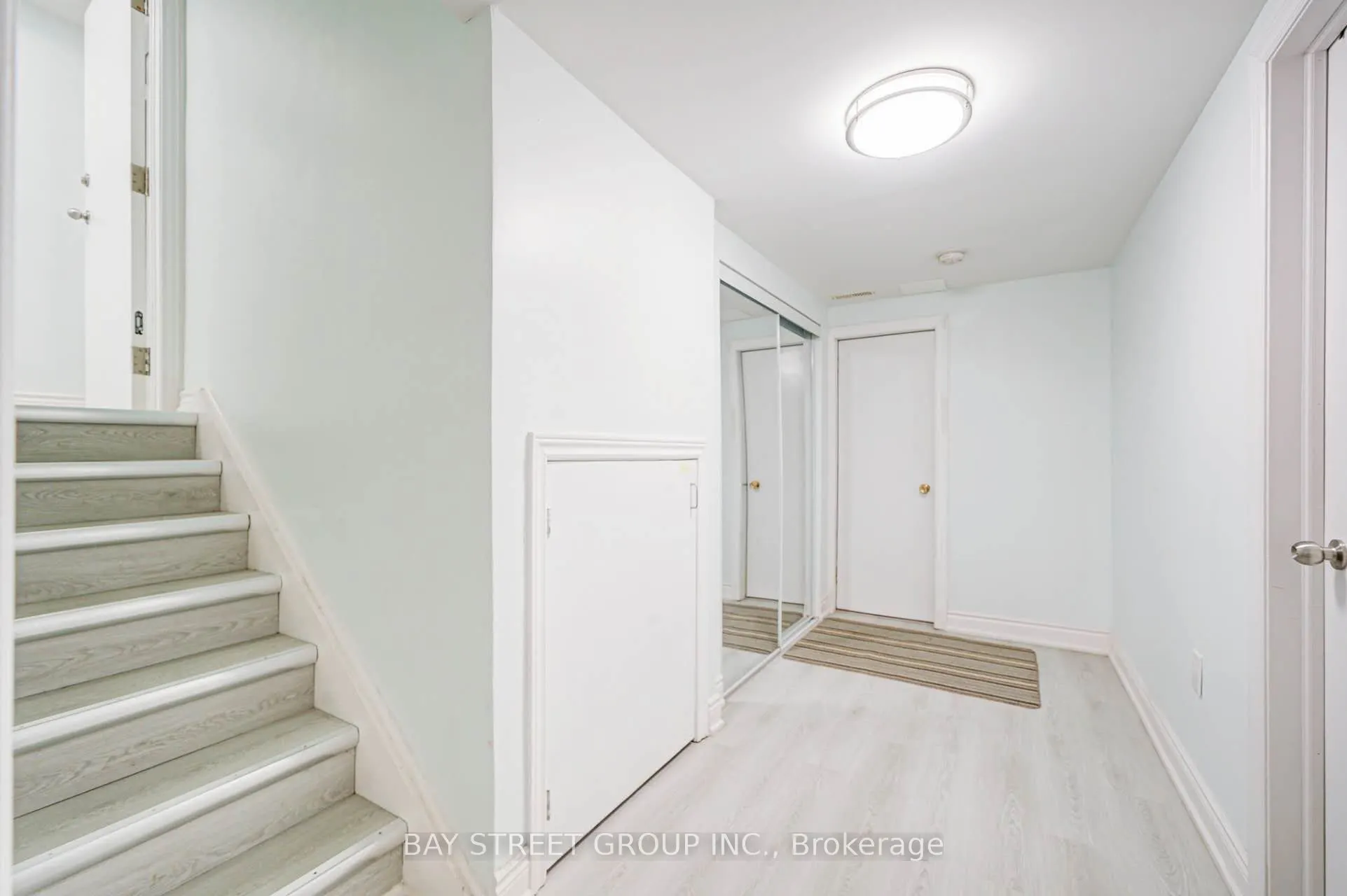 125 Connaught Avenue