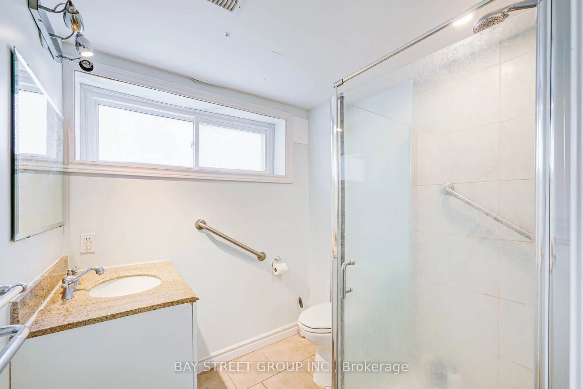 125 Connaught Avenue