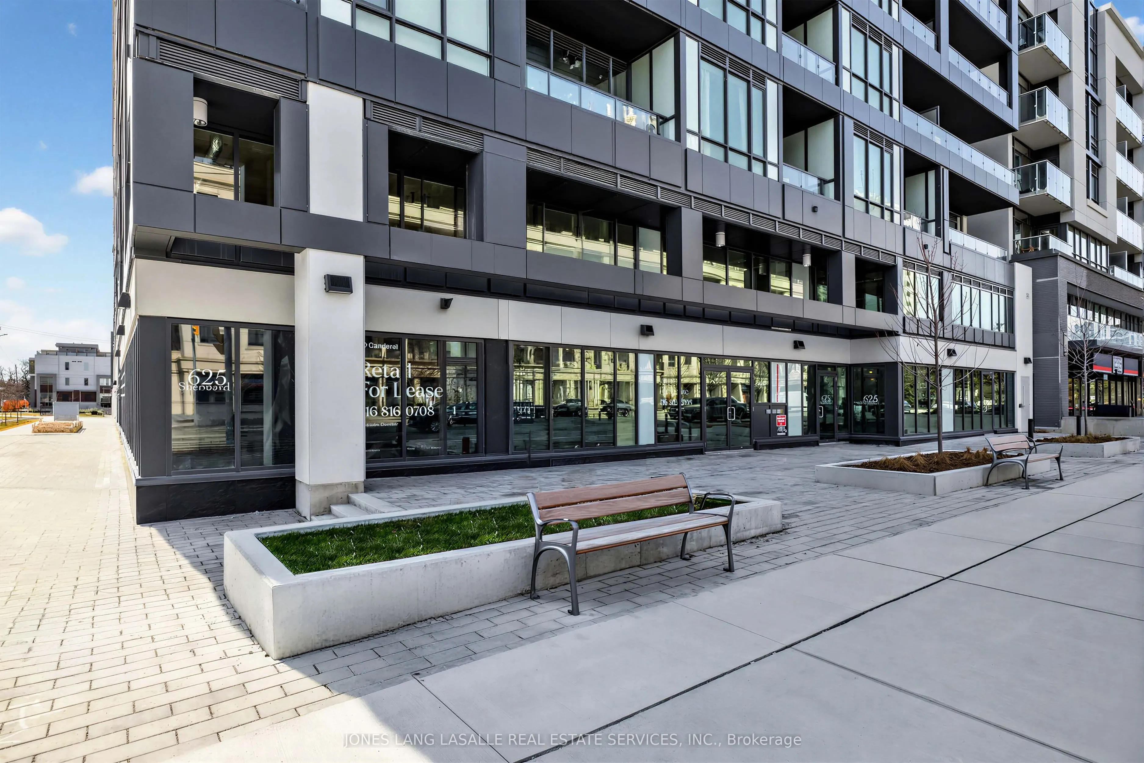 625 Sheppard Avenue E