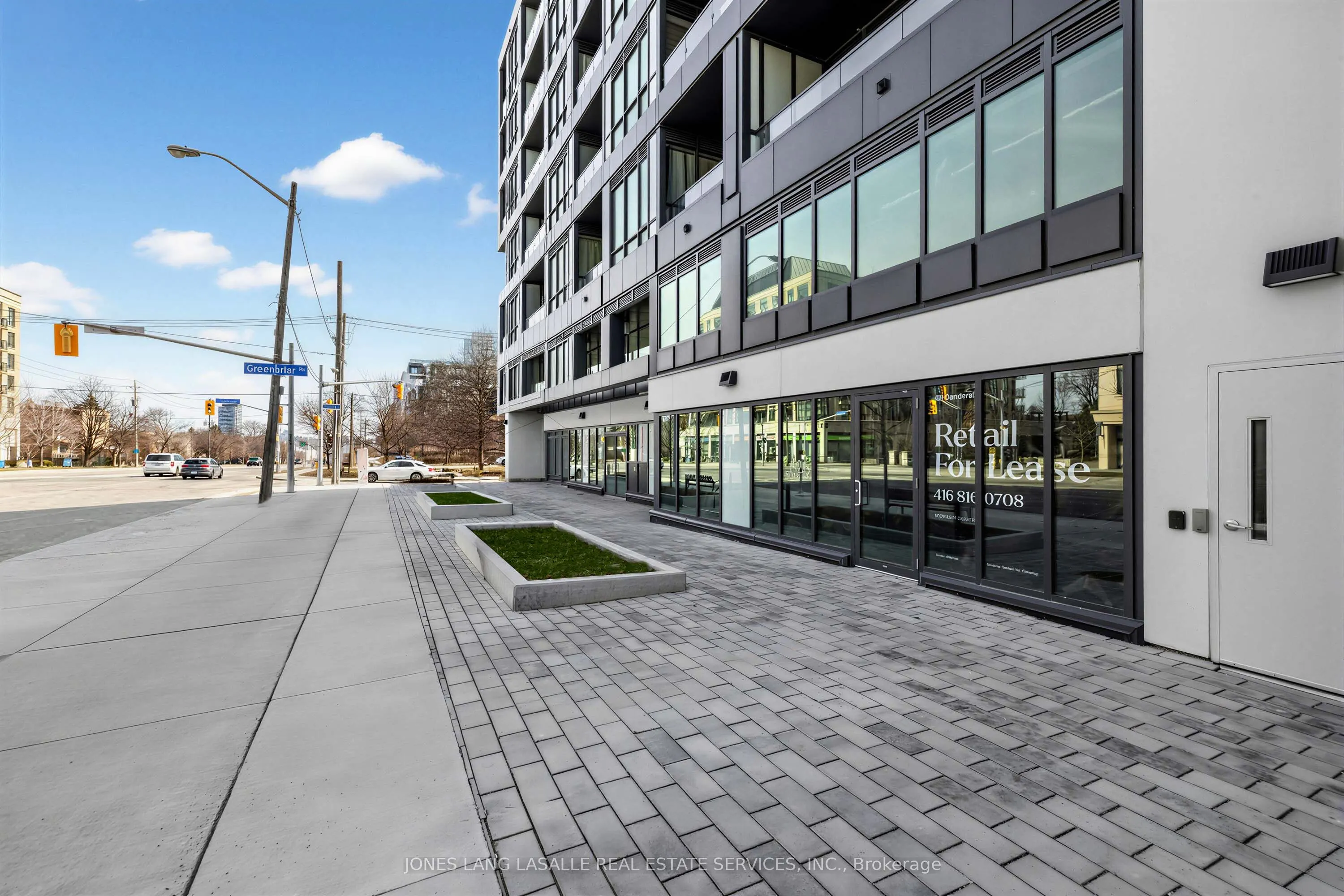 625 Sheppard Avenue E