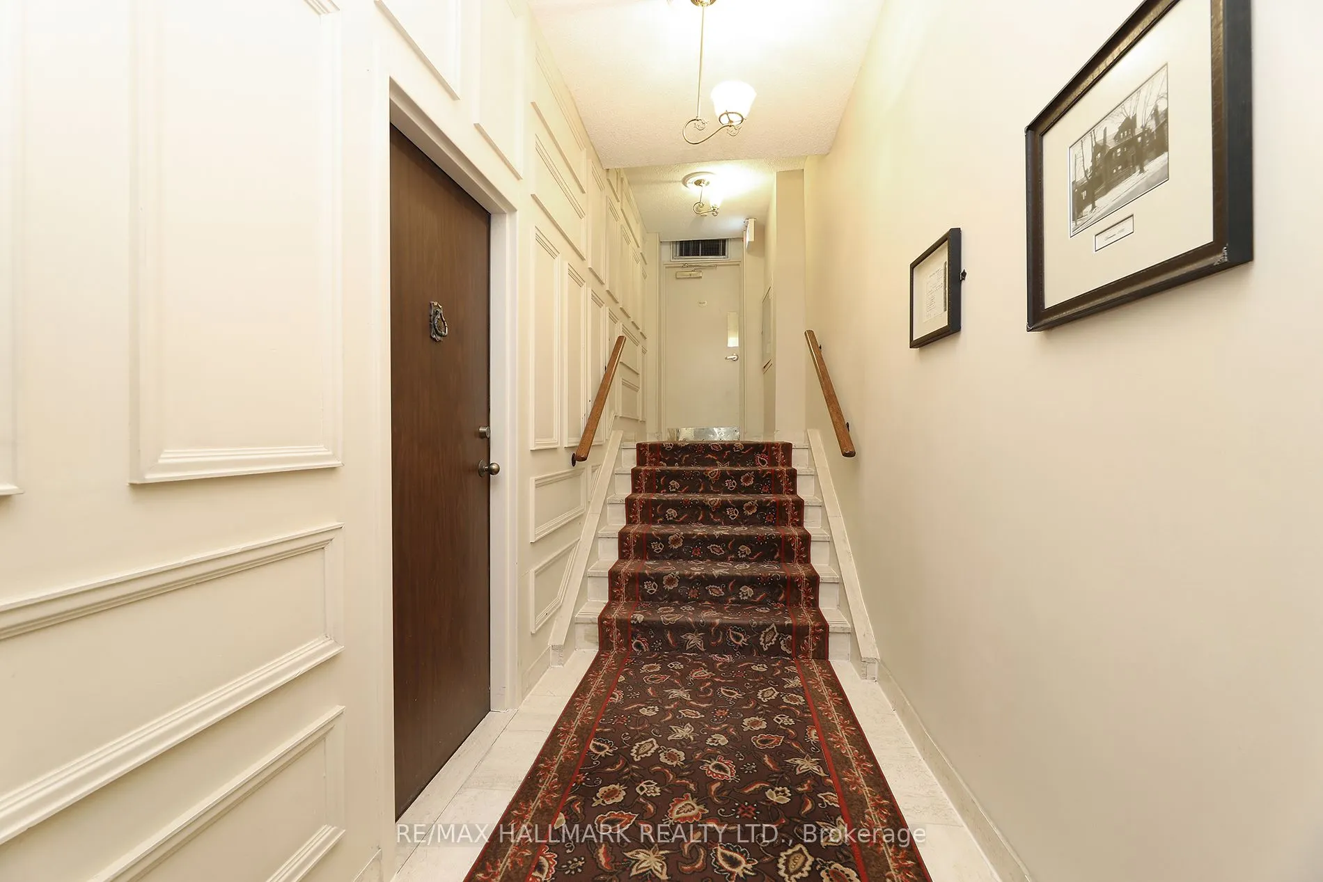 212 St. George Street #106